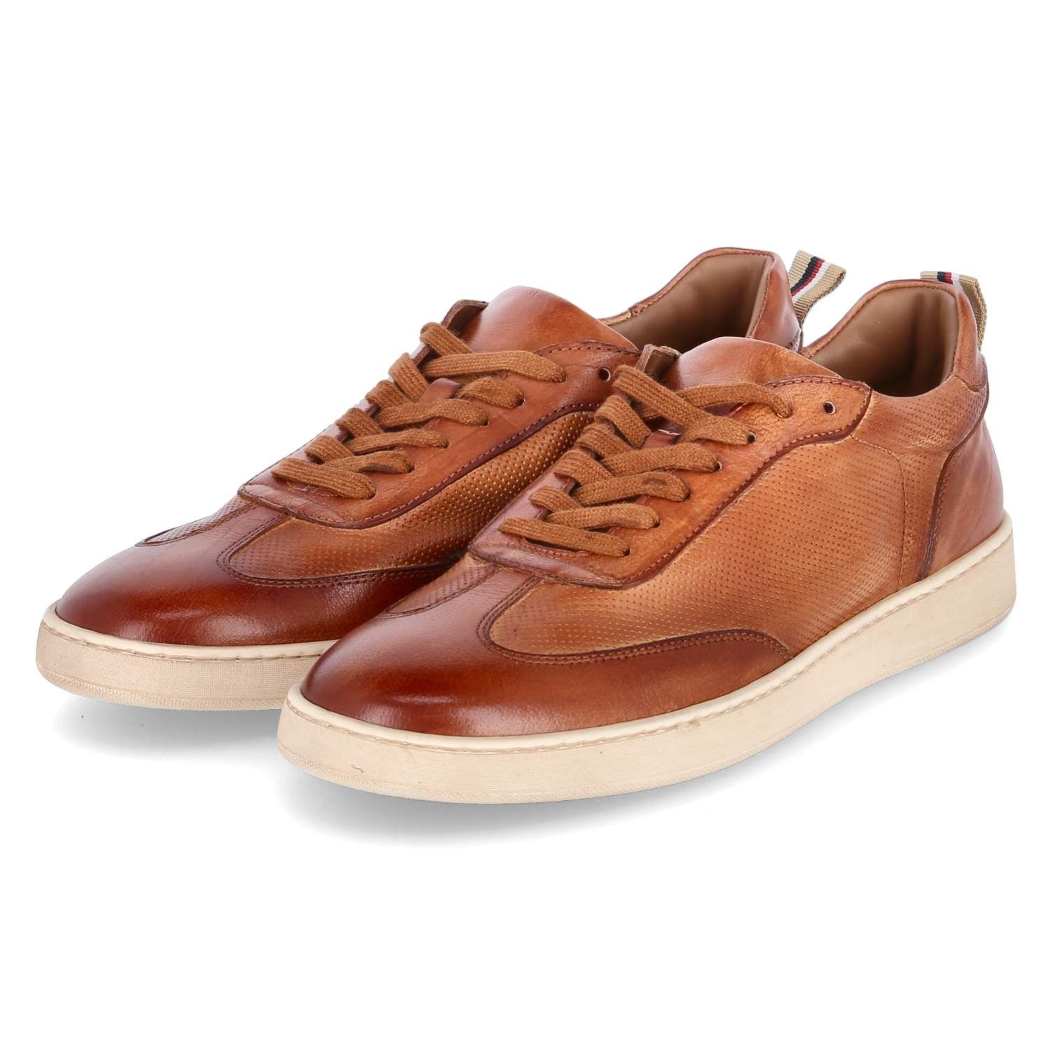 Kaerlek Low Sneaker Sneaker