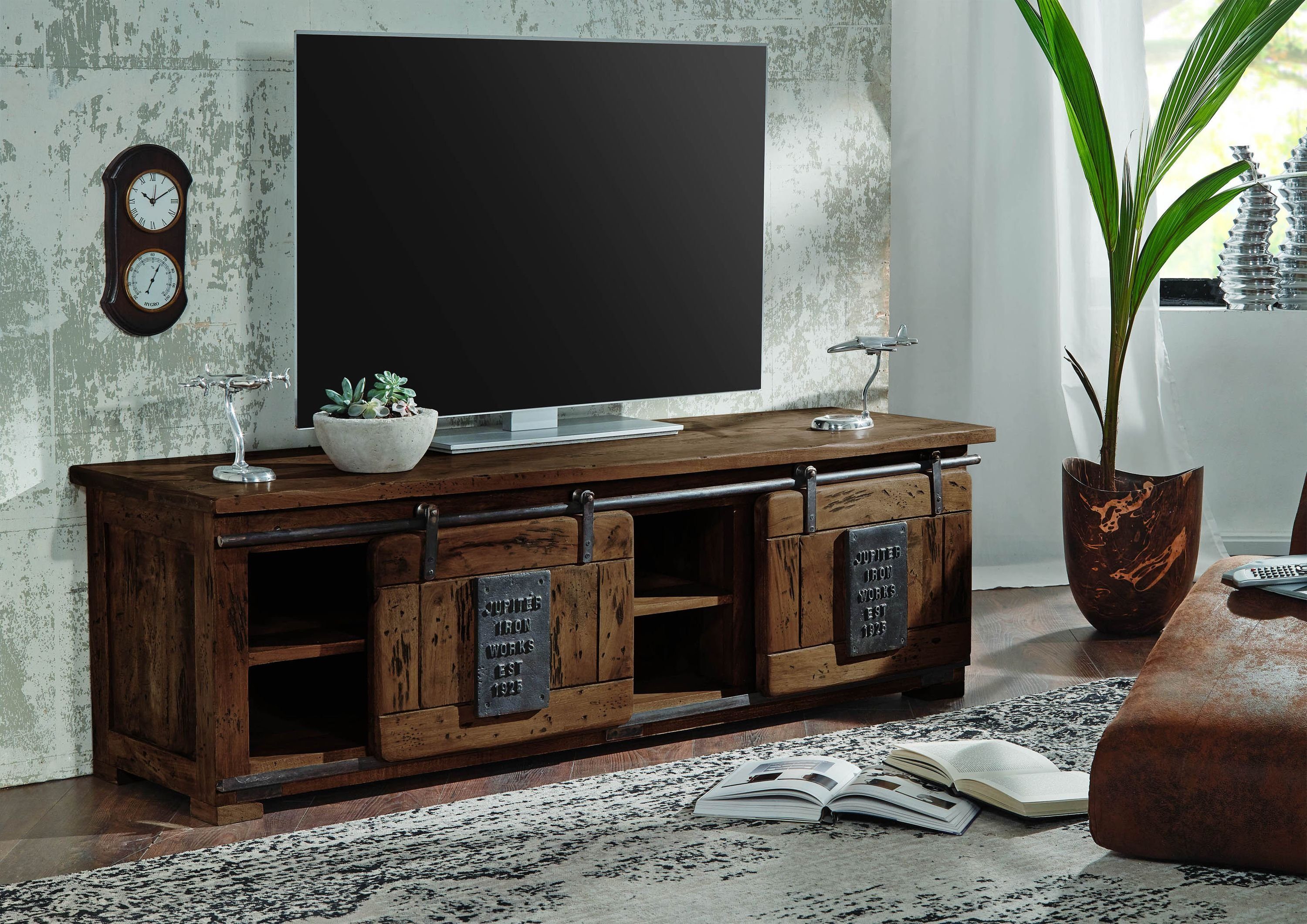 Massivmoebel24 TV-Board (Massivholz), Mango 160x45x50 braun lackiert RAILWA günstig online kaufen