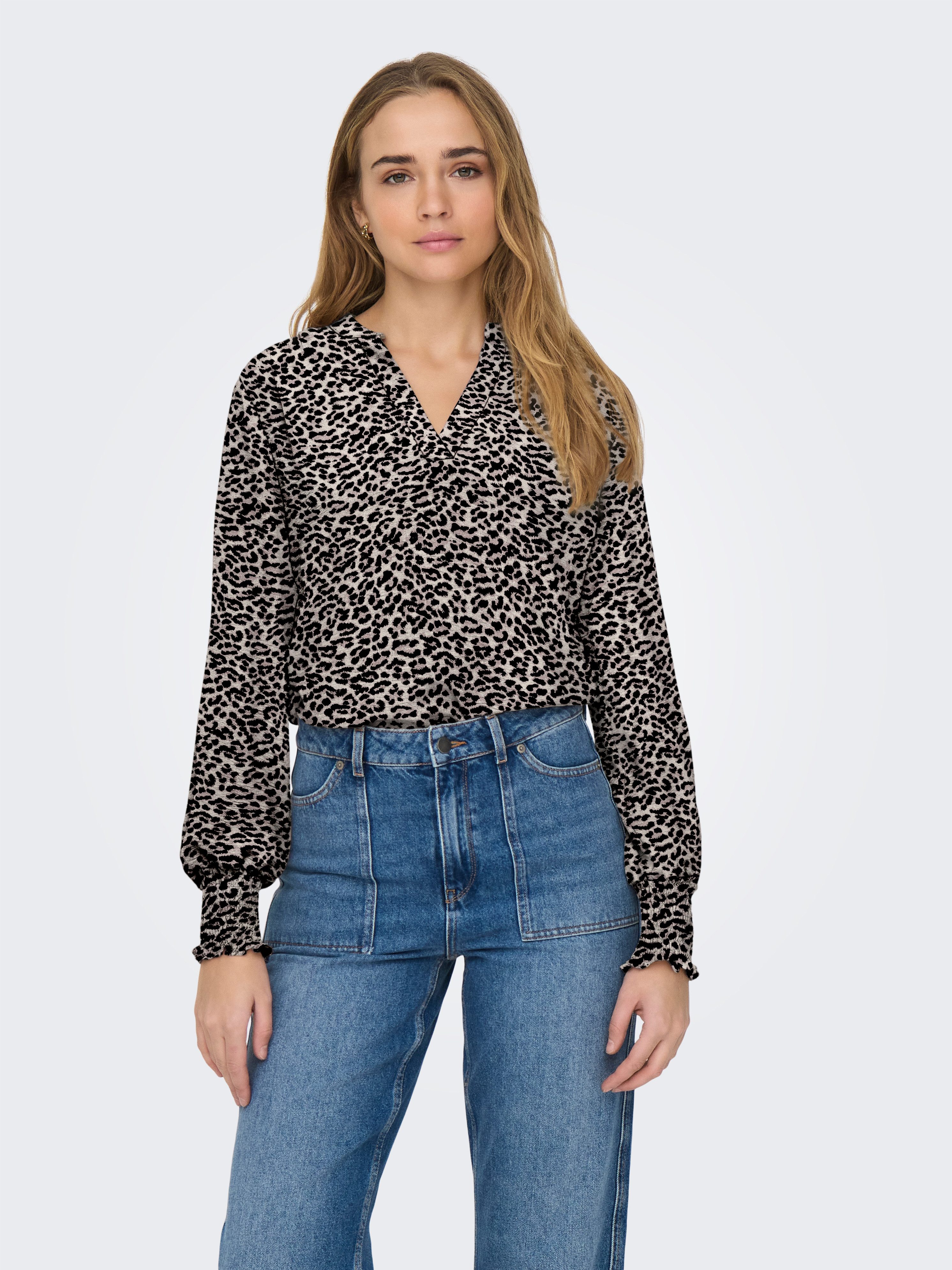 ONLY Blusenshirt ONLMETTE V-NECK LS SMOCK TOP NOOS WVN