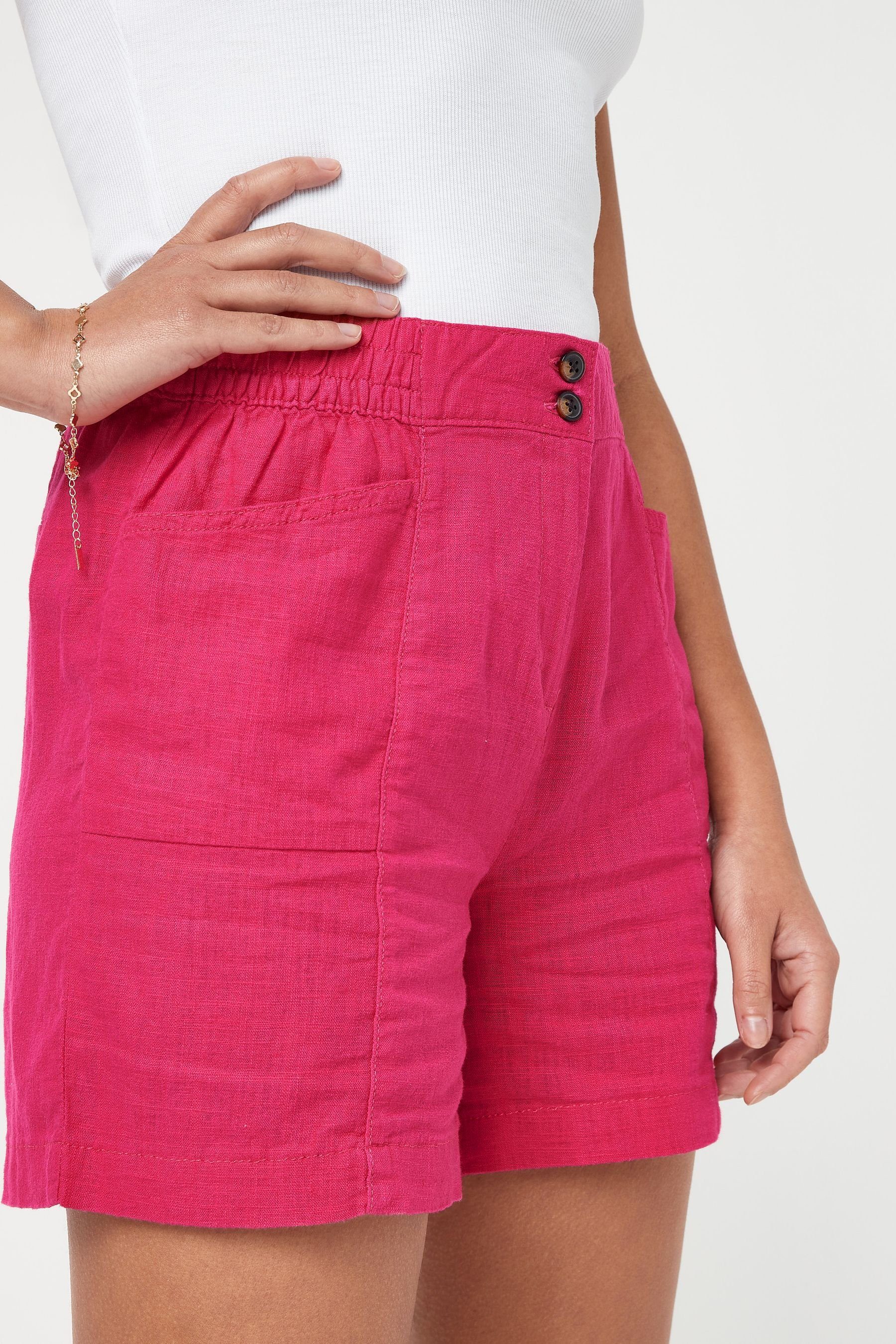Next aus Pink Leinengemisch Bright Shorts (1-tlg) Shorts