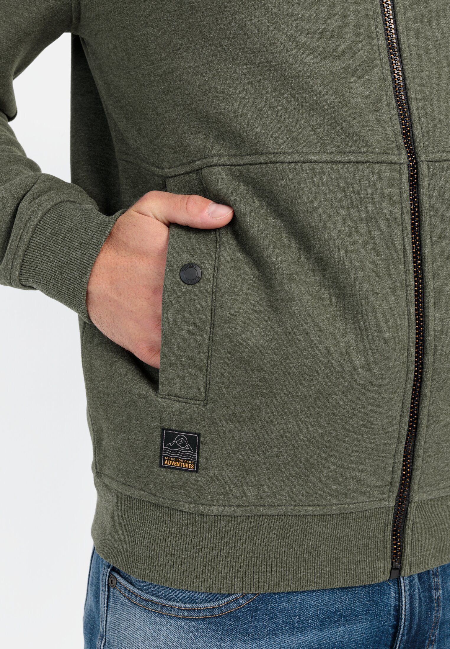camel active Sweatjacke aus einem Baumwollmix Langarm Stehkragen