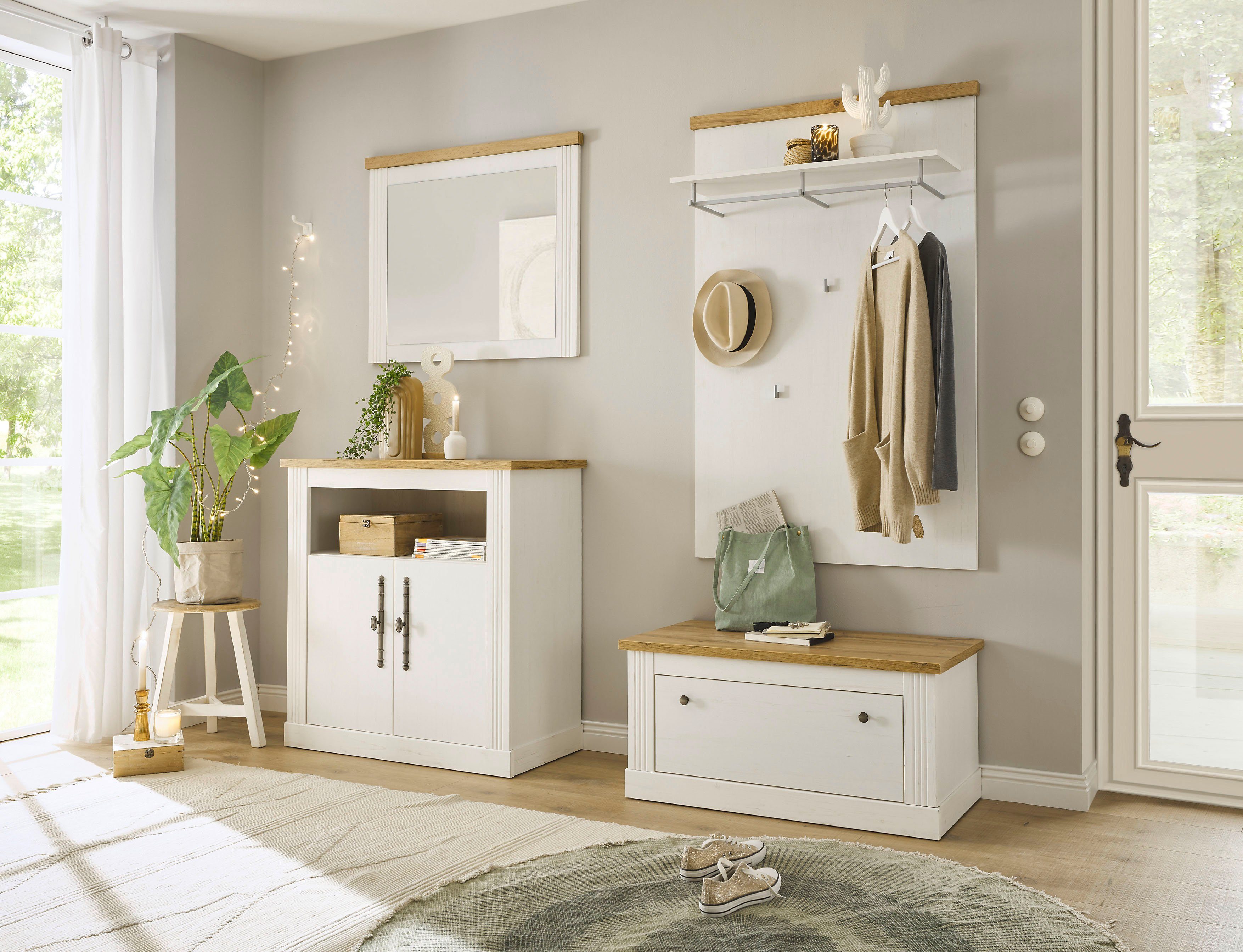 OTTO home Garderoben-Set Westminster, Garderobe im Landhausstil, Komplettset mit viel Stauraum, (4-St), enthält Schuhbank, Spiegel, Kommode und Paneel, 204 cm b – Bild 4 von 5