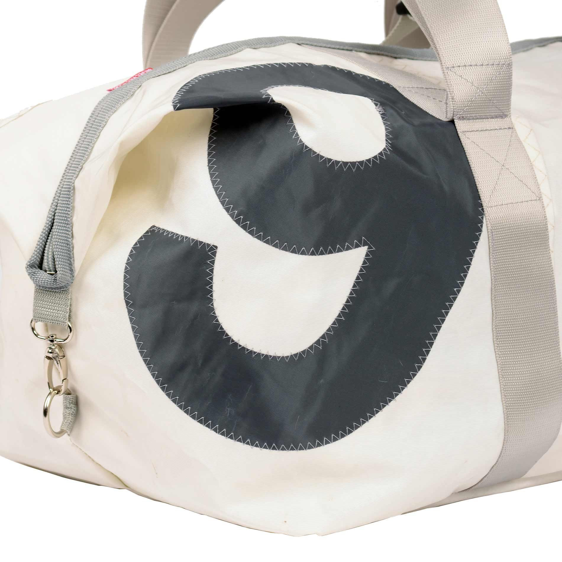 360Grad Reisetasche Reisetasche 3 Gurte Grau Weiss recyceltes Kutter Segeltuch von XL Zahl