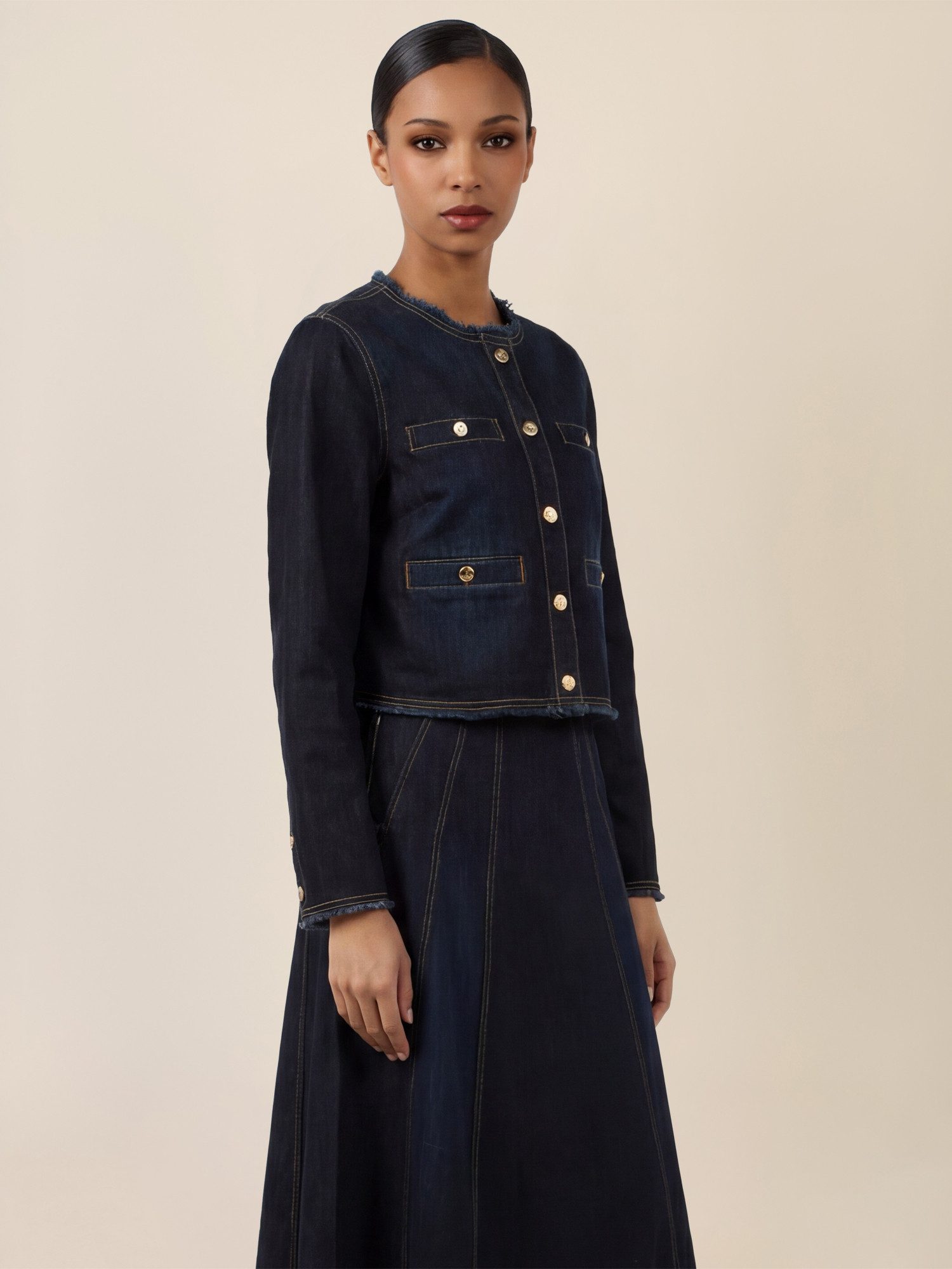 Apart Jeansjacke mit Fransensaum