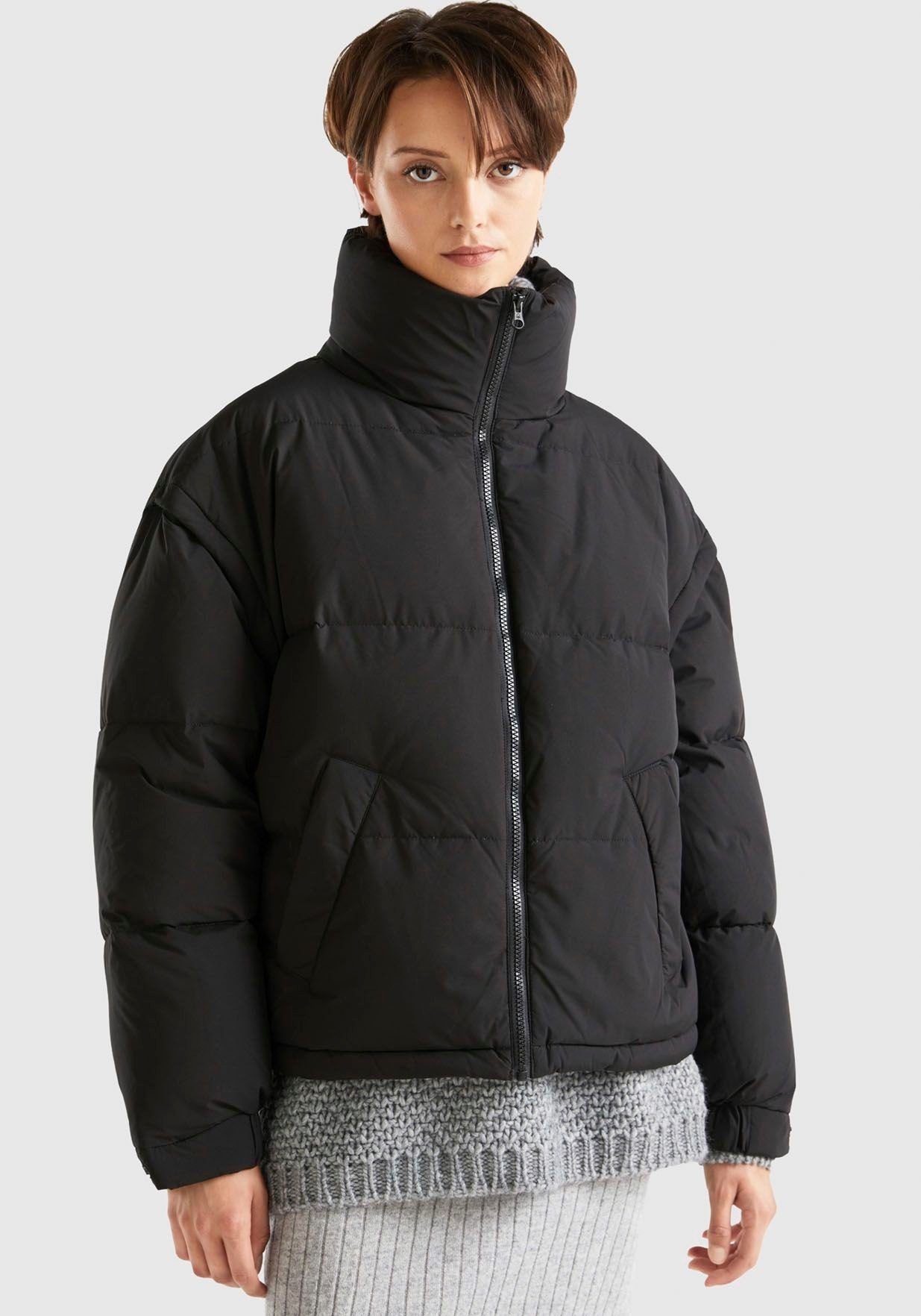 cropped-length modischer in of United Colors Benetton Steppjacke