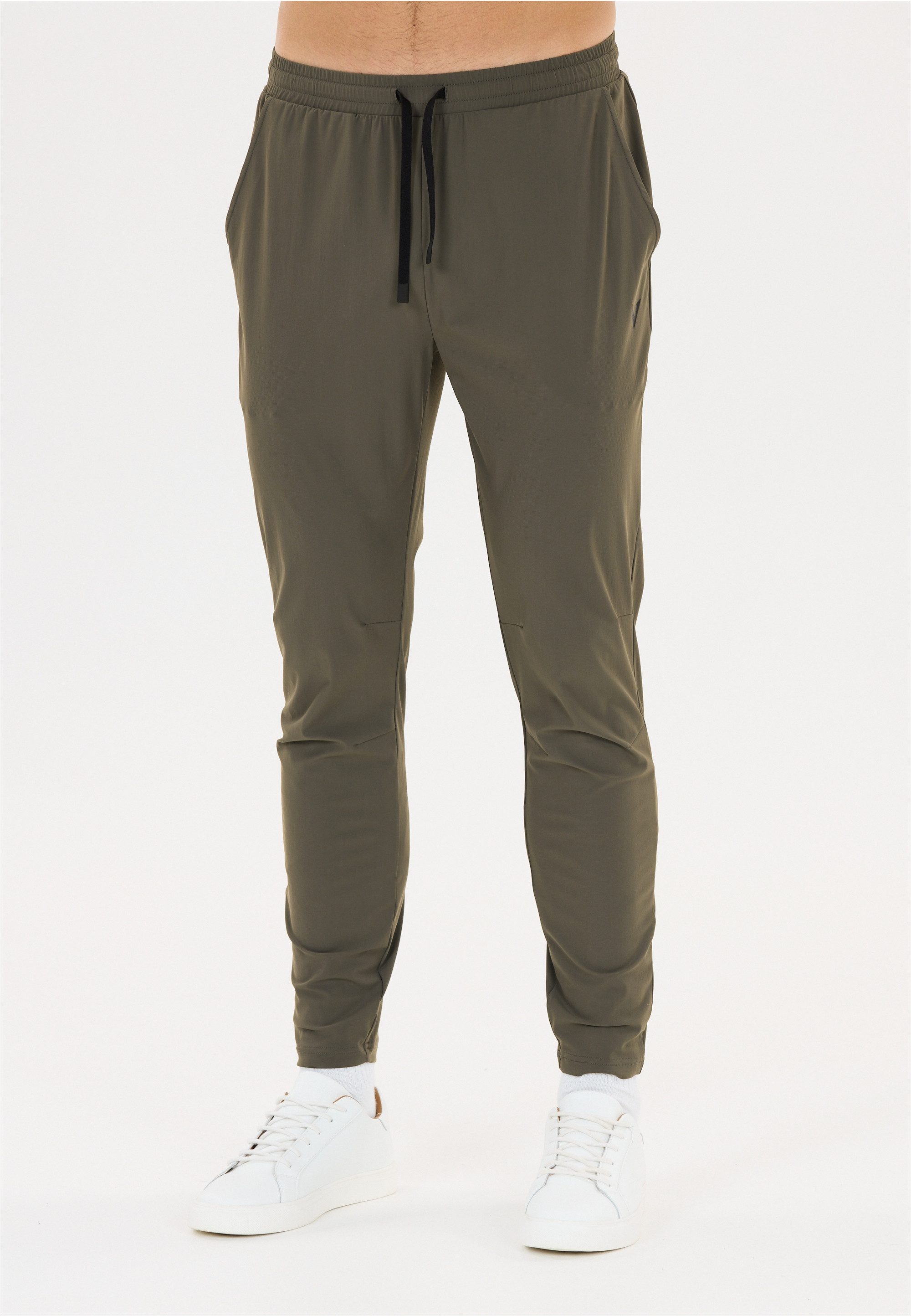 Virtus Sporthose Alonso V2 mit 4-Wege-Stretch und Keep-Dry-Funktion