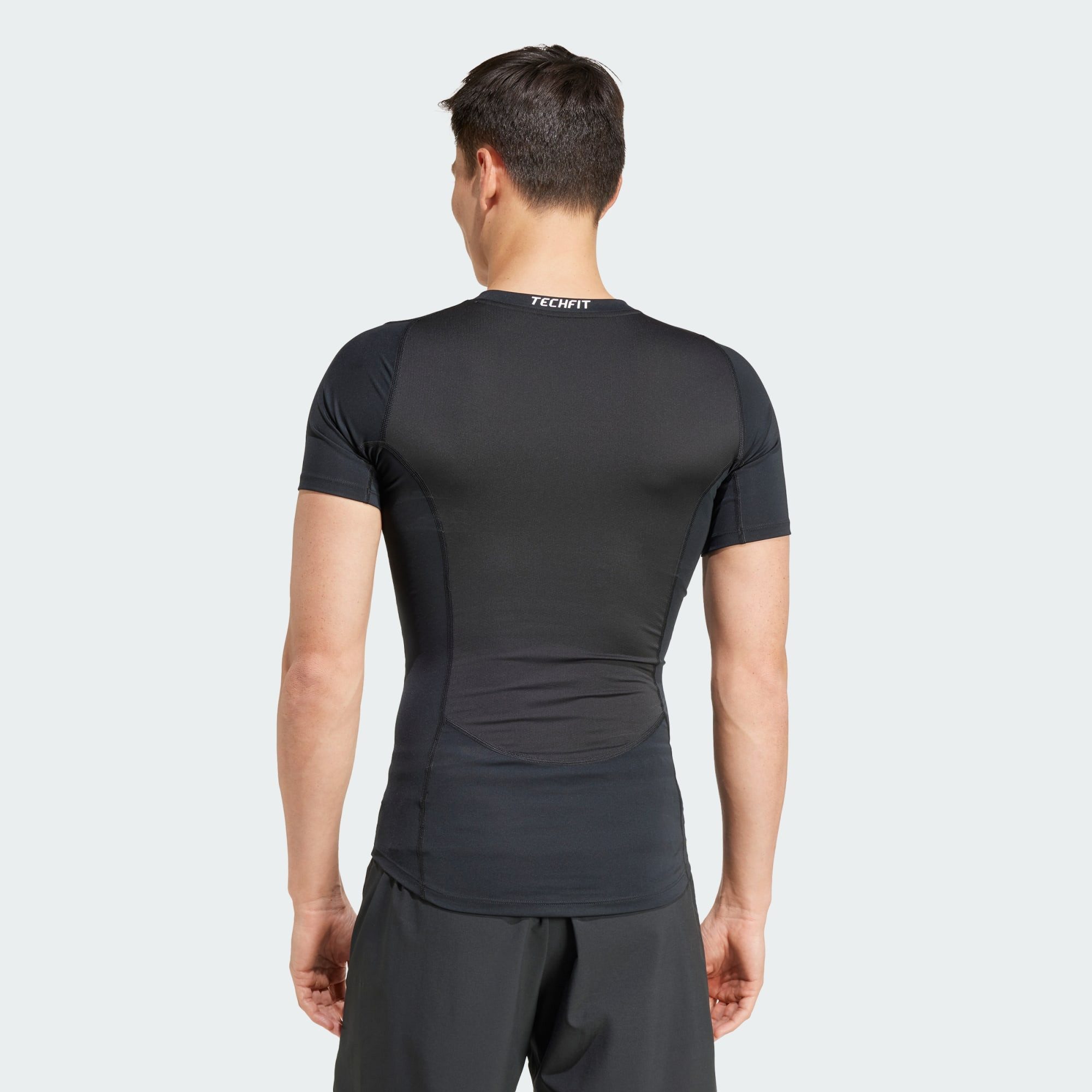adidas Performance Trainingsshirt TECHFIT COMPRESSION TRAINING T-SHIRT (1-t günstig online kaufen