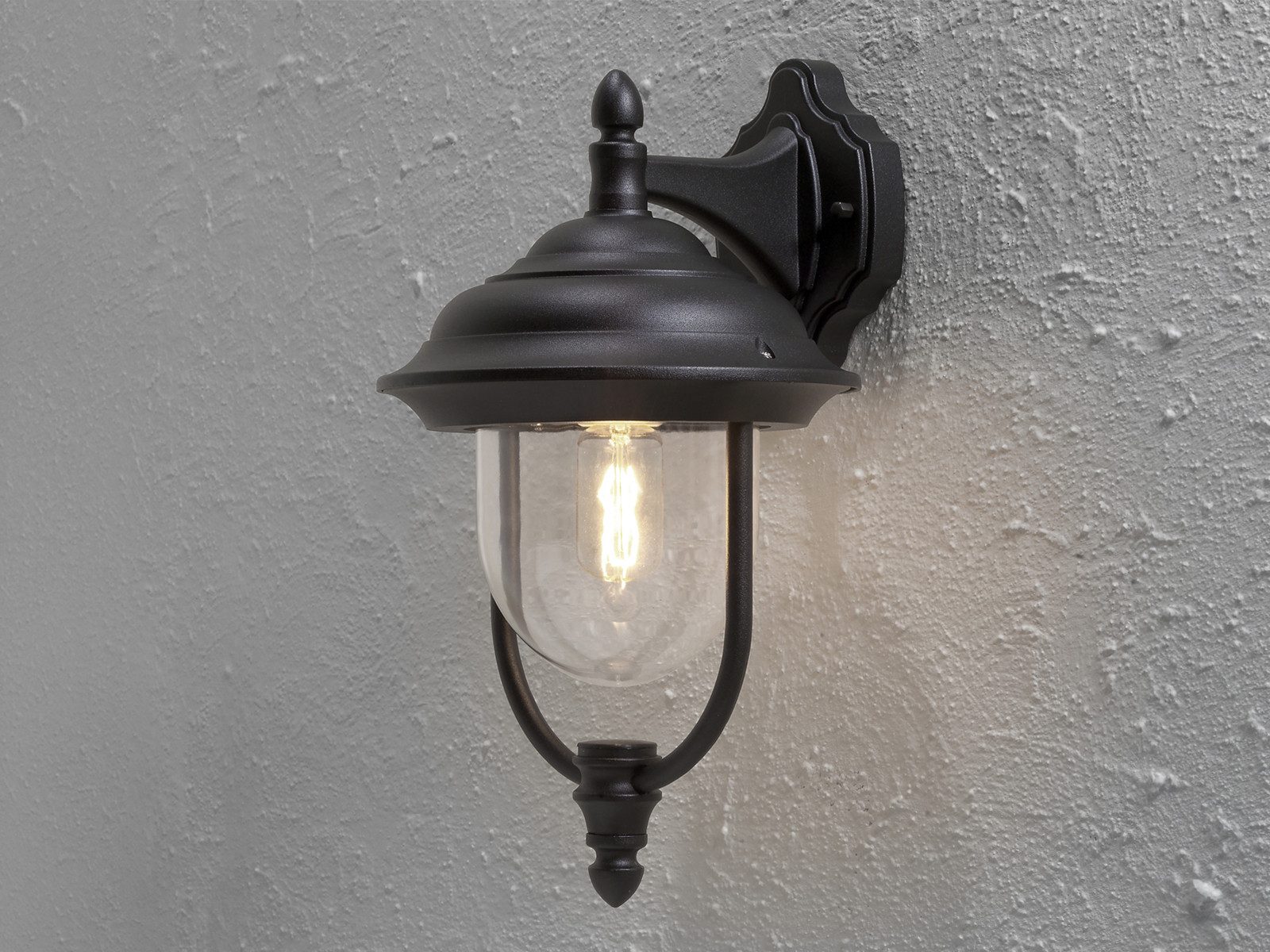 KONSTSMIDE LED Außen-Wandleuchte große Wandlaterne hängend, Höhe 46cm, LED wechselbar, Warmweiß, Wand Außenleuchte, Fassadenbeleuchtung Landhausstil inkl. Leuchtmittel