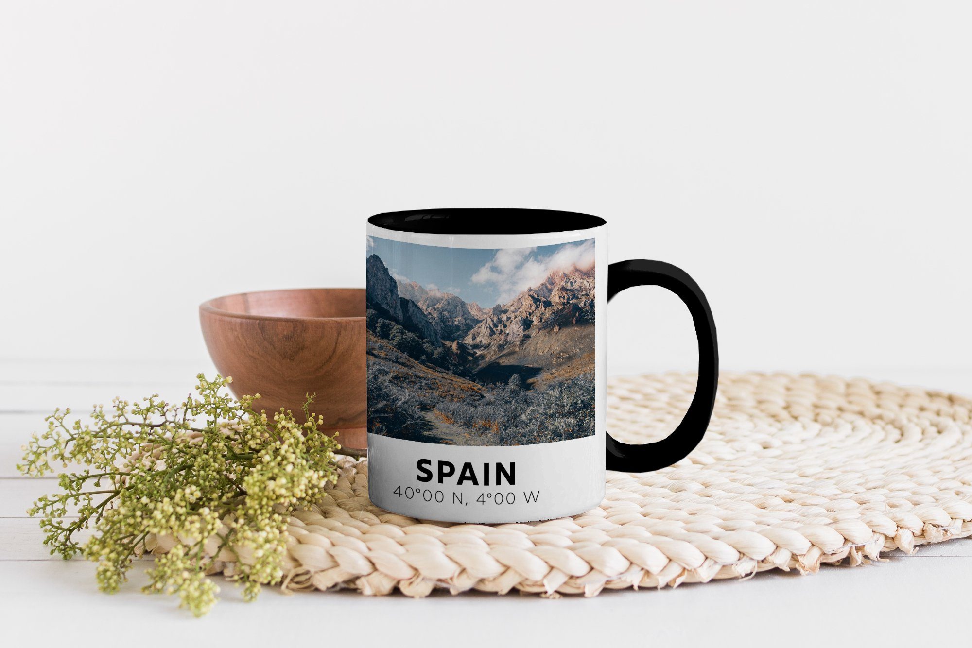 Berge Tasse - MuchoWow Teetasse, Farbwechsel, Sommer, - Zaubertasse, Keramik, Spanien Kaffeetassen, Geschenk