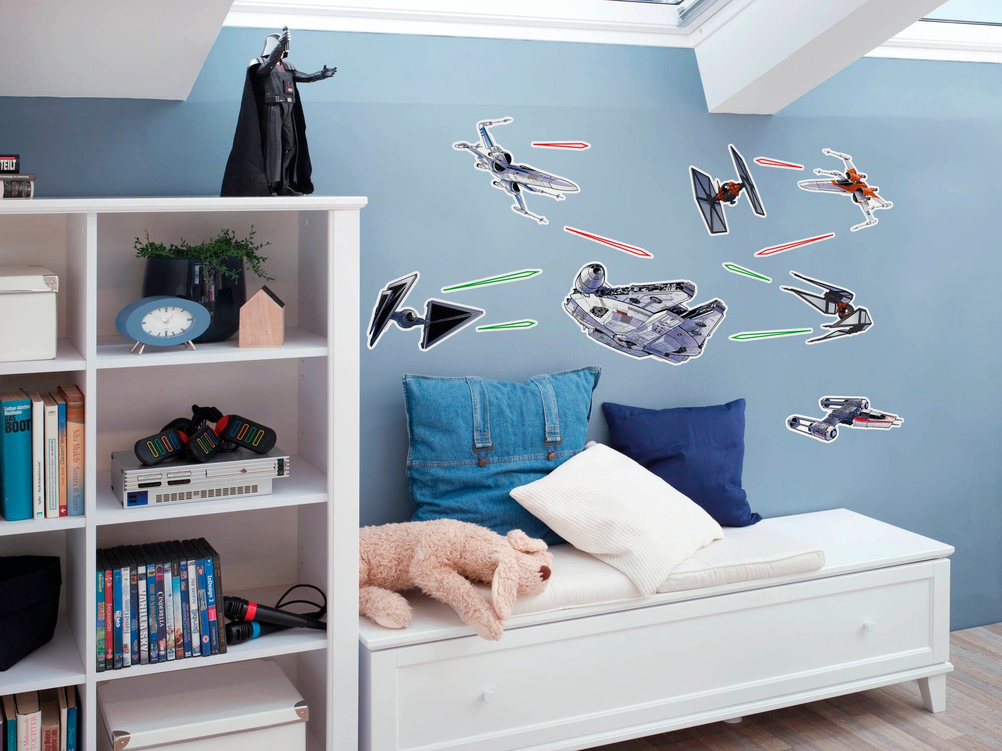 Komar Wandtattoo Star Wars Spaceship - Größe 50 x 70 cm (15 St), selbstklebend, Wandsticker, Kinderzimmer
