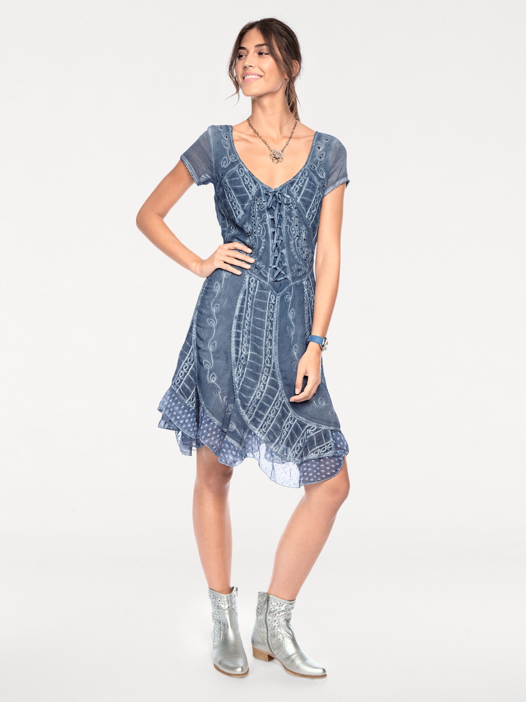 heine Etuikleid Stickereikleid