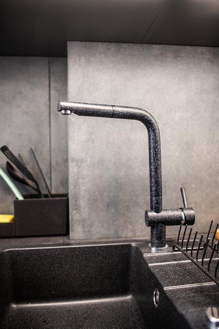 Schwarz Küche KOLMAN LUNA Mischbatterie Wasserhahn Küchenarmatur für in