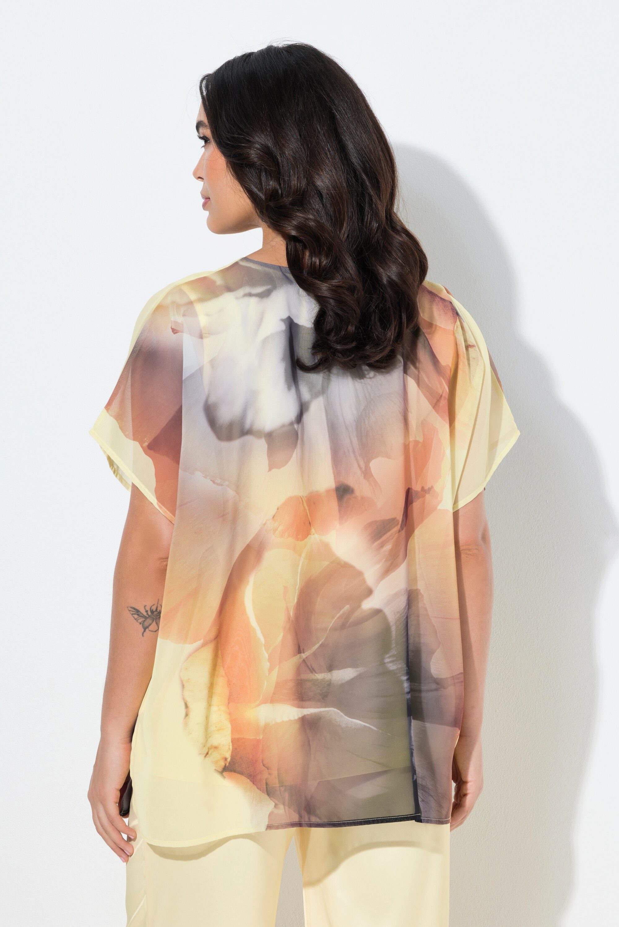 Ulla Popken Druckbluse Blusenshirt Blüten doppellagig V-Ausschnitt