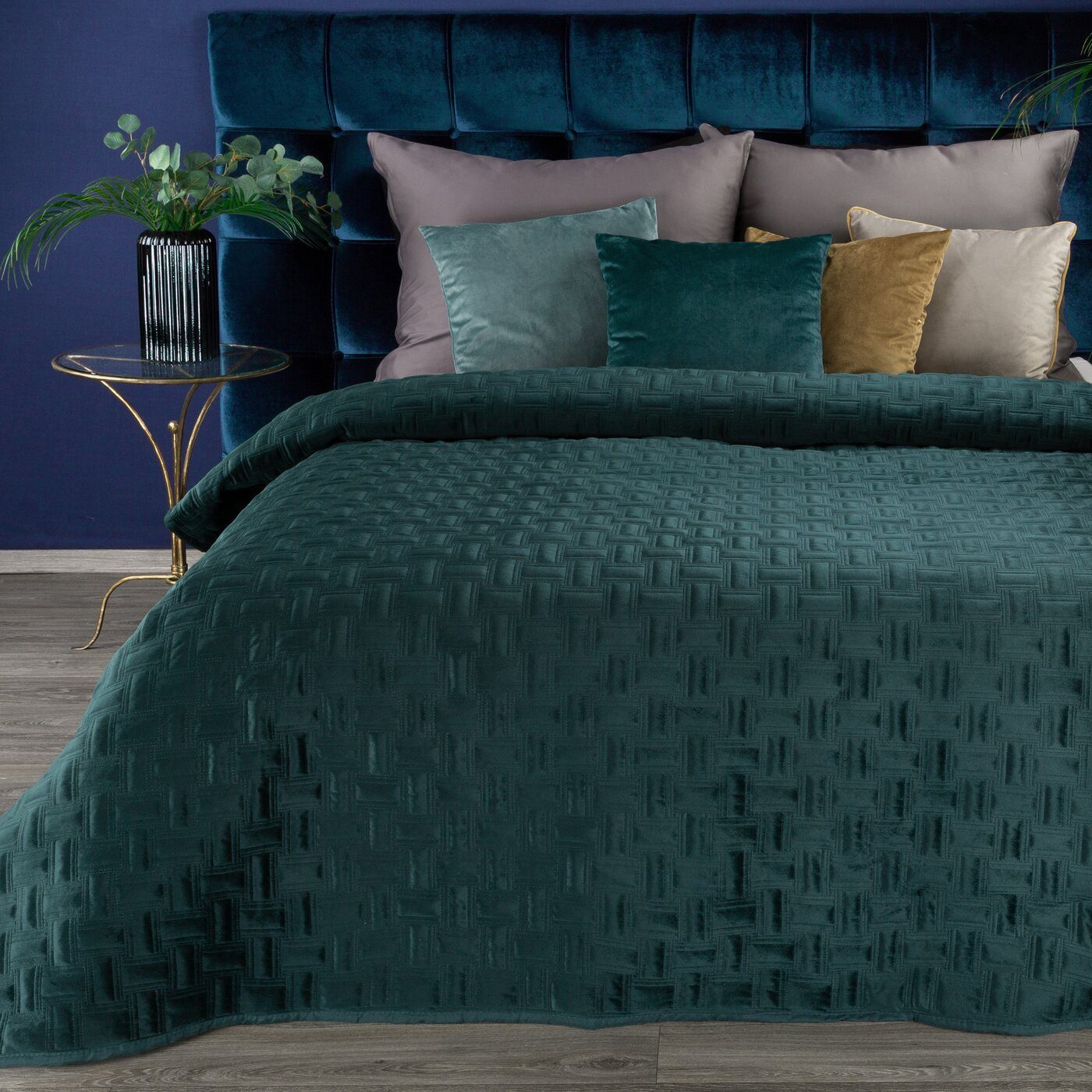 Tagesdecke Bettüberwurf aus Samt, gesteppt in einem geometrischen Muster,  Eurofirany, Samt, Größe 170x210 in Farbe Dunkeltürkis