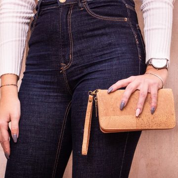 Ella Eisvogel Geldbörse Damenbrieftasche aus Kork - vegan und nachhaltig - Geldbeutel Natur, Die zusätzliche Schlaufe ist abnehmbar