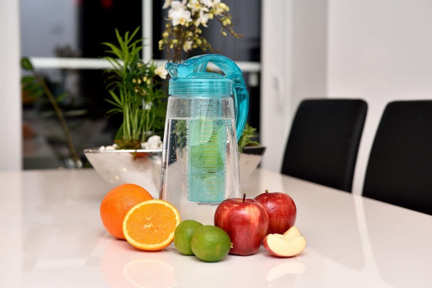 l Kunststoff-Karaffe Karaffe, BPA-frei, Frucht-Einsatz, Wasserkrug türkis RUBBERNECK 2 Tritan mit