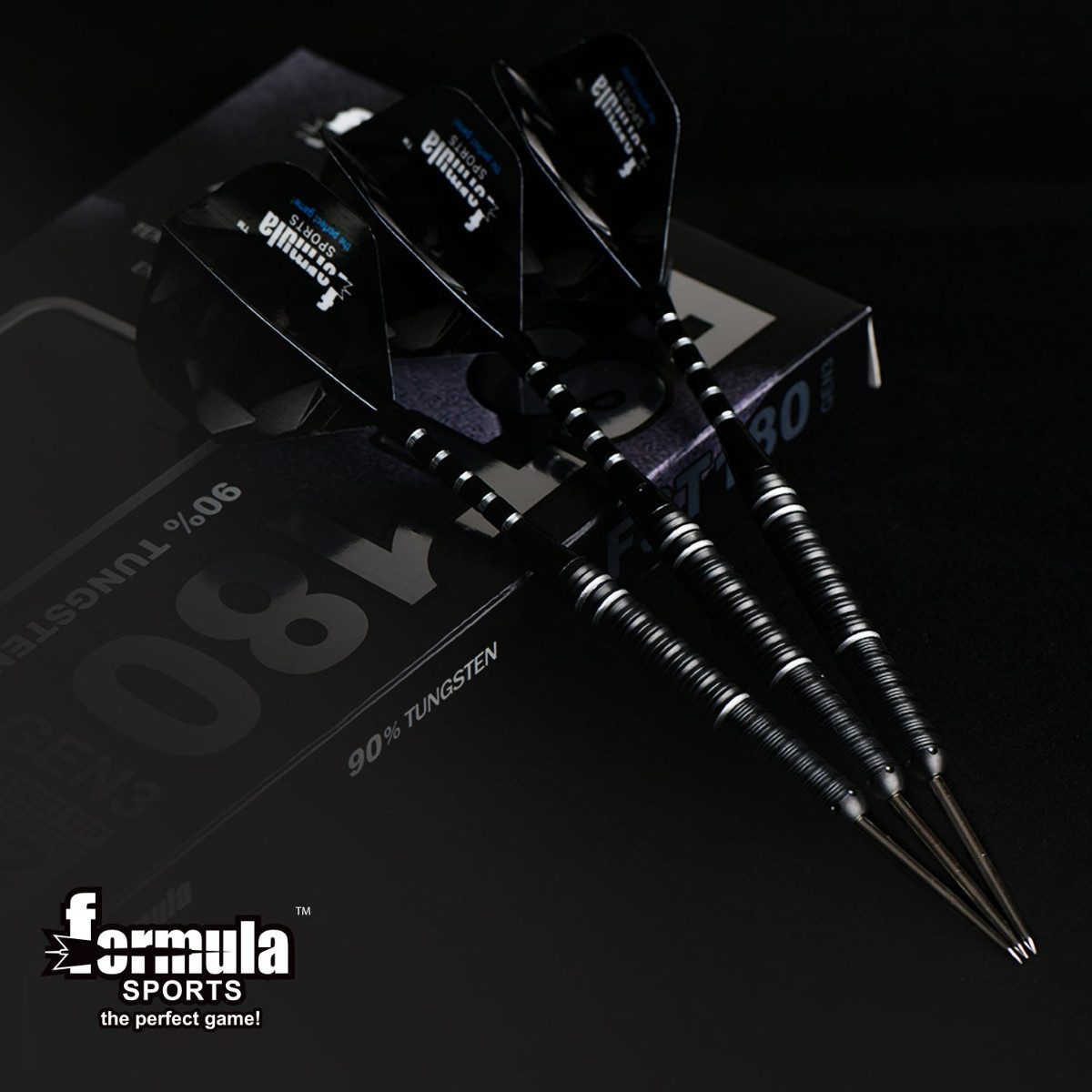 Formula Sports Dartpfeil FST180 Gen 3 Steeldart Set 24g mit langlebigen Tungsten Barrels, Silberne und schwarze Gripringe mit stabilem Wolframbarrel