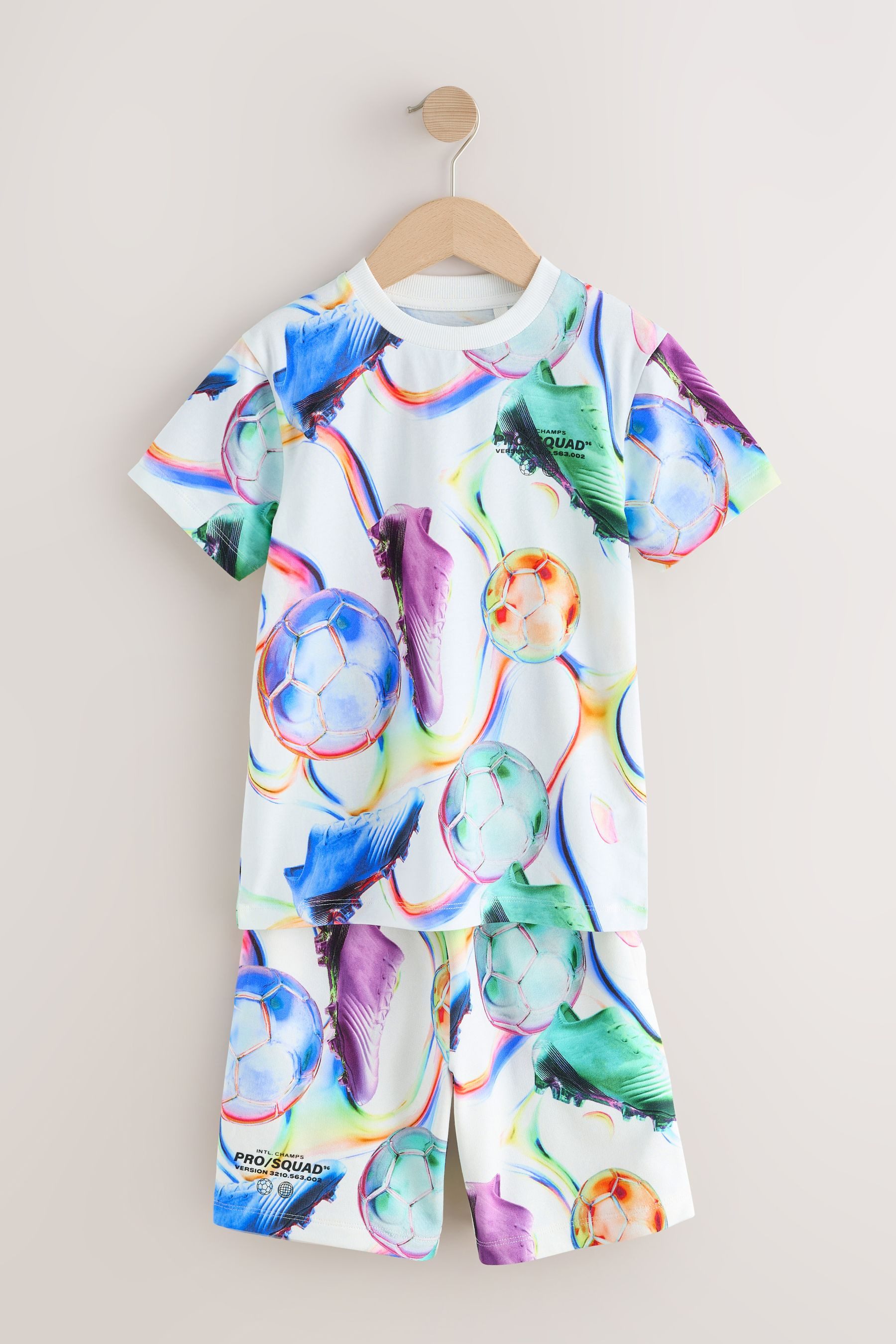 T-Shirt & Shorts Kurzärmeliges T-Shirt und Shorts im Set