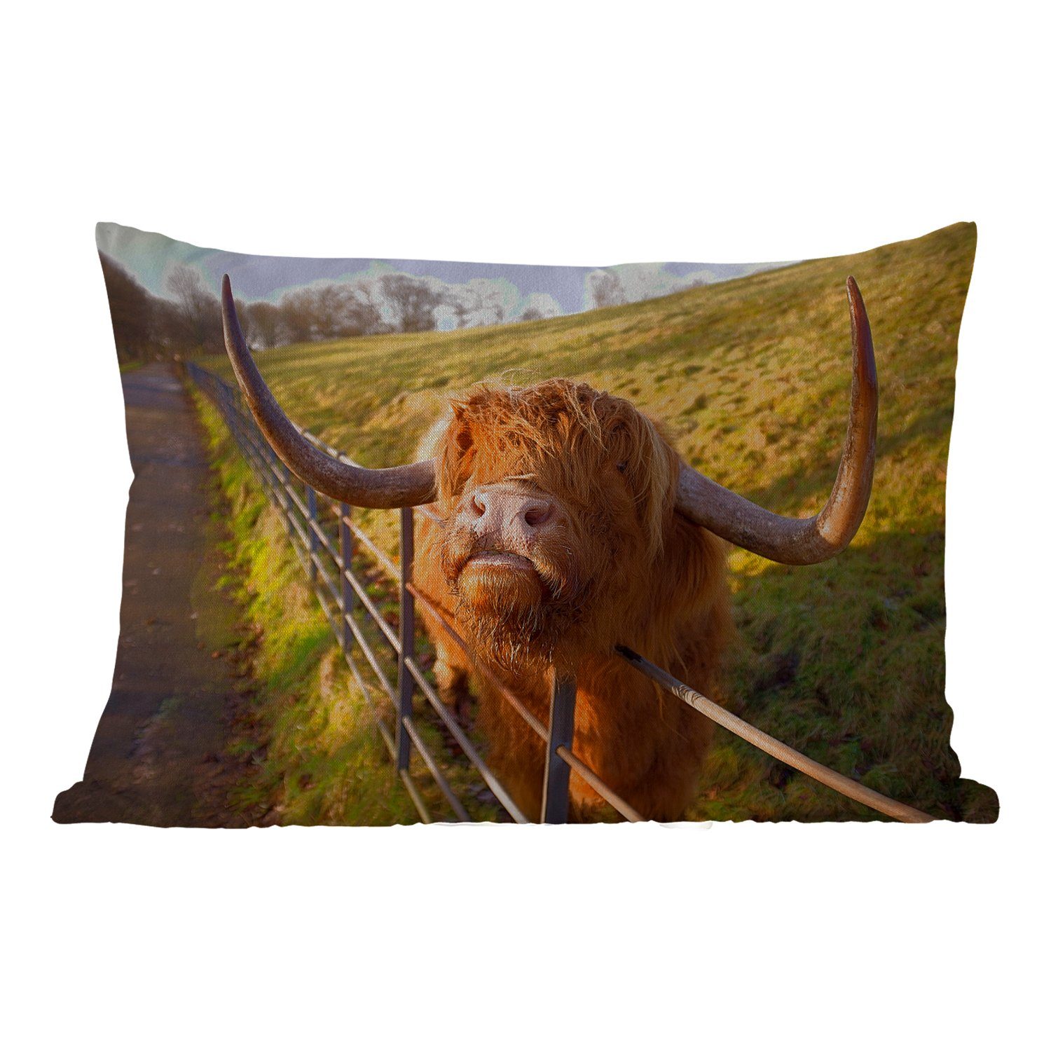 MuchoWow Dekokissen Scottish Highlander - Zaun - Gras, Outdoor-Dekorationskissen, Polyester, Dekokissenbezug, Kissenhülle