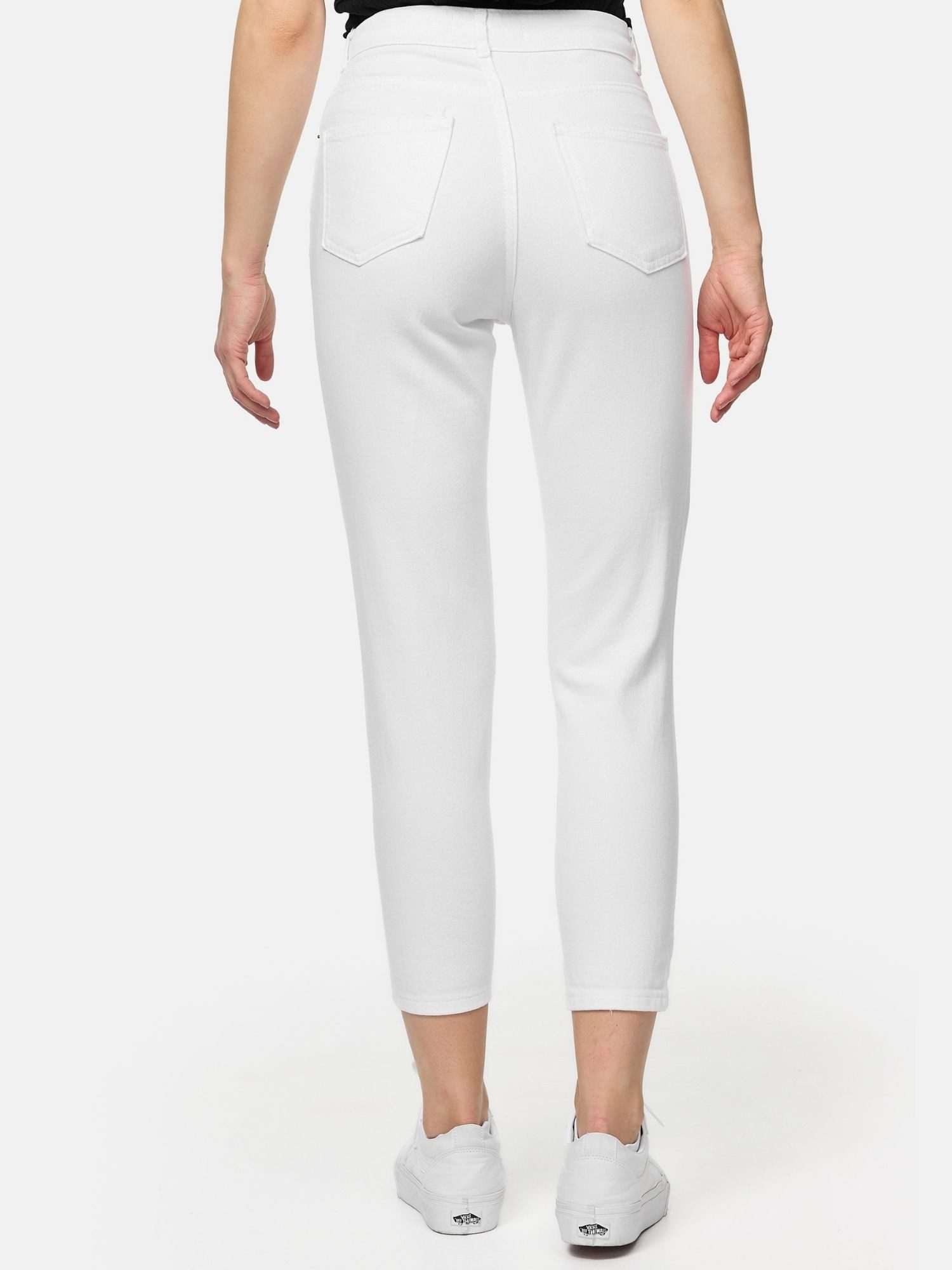 Tazzio Mom-Jeans F129 Mom Fit Schnitt, High Waist, lockere Passform, Tapered Leg