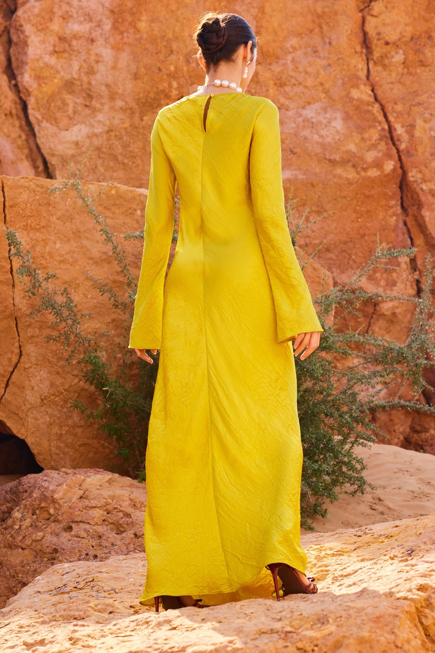 Next Maxikleid Langärmeliges Metallic-Kleid mit Bahnendesign günstig online kaufen