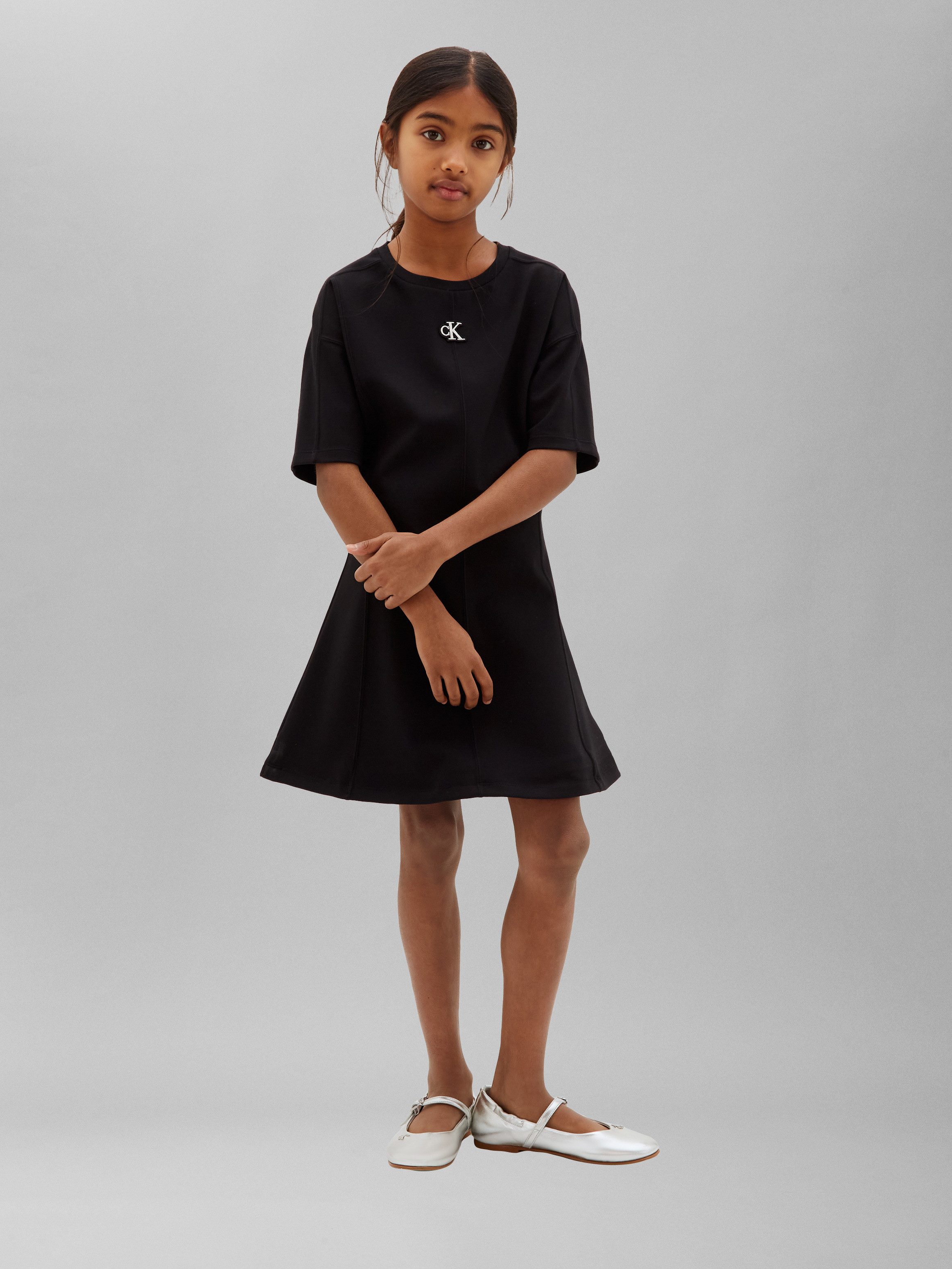 Calvin Klein Jeans Sweatkleid Rundhalsausschnitt, reine Baumwolle, Logodruck
