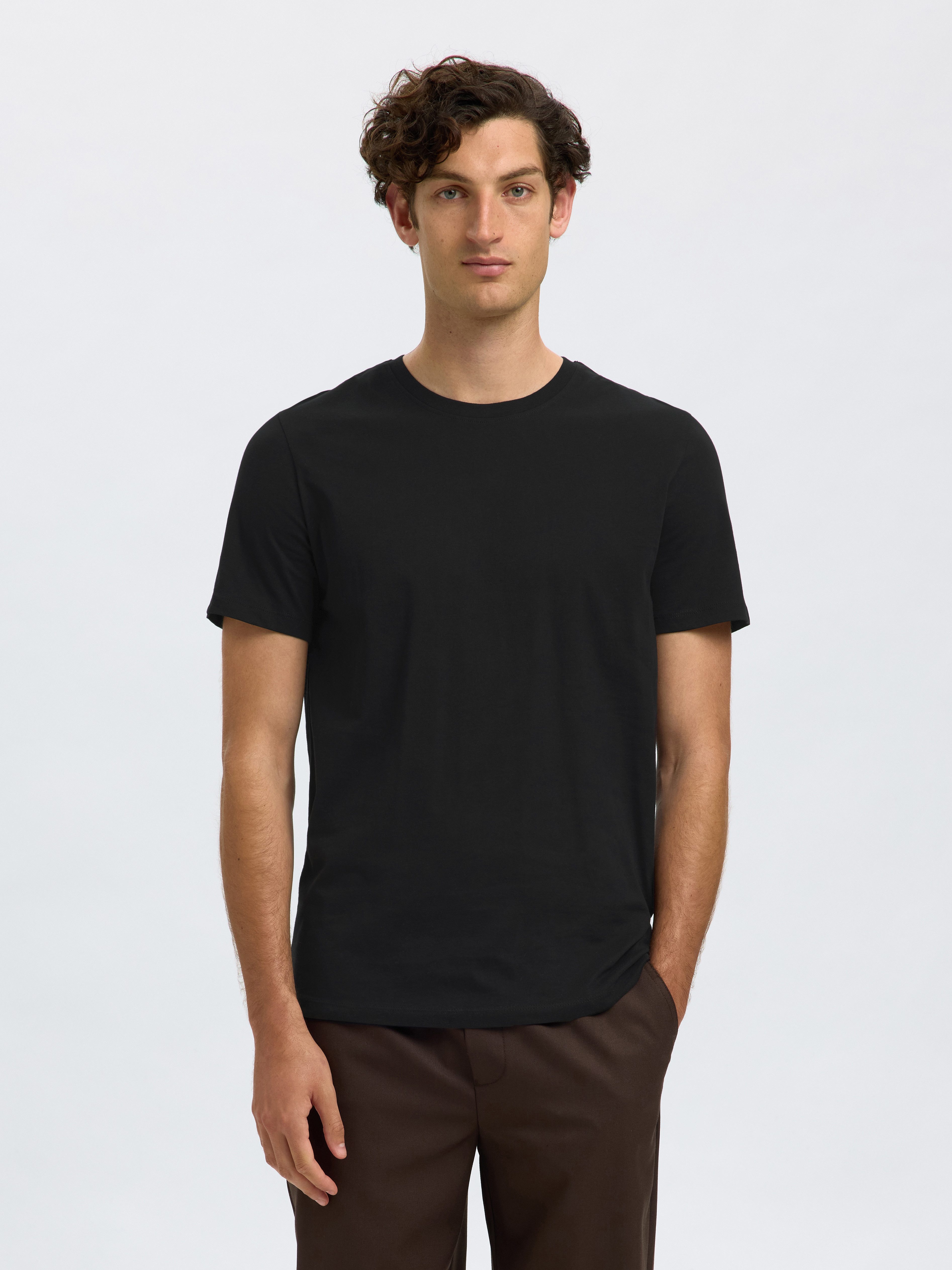 SELECTED HOMME Rundhalsshirt SLHCORMAC SS O-NECK günstig online kaufen