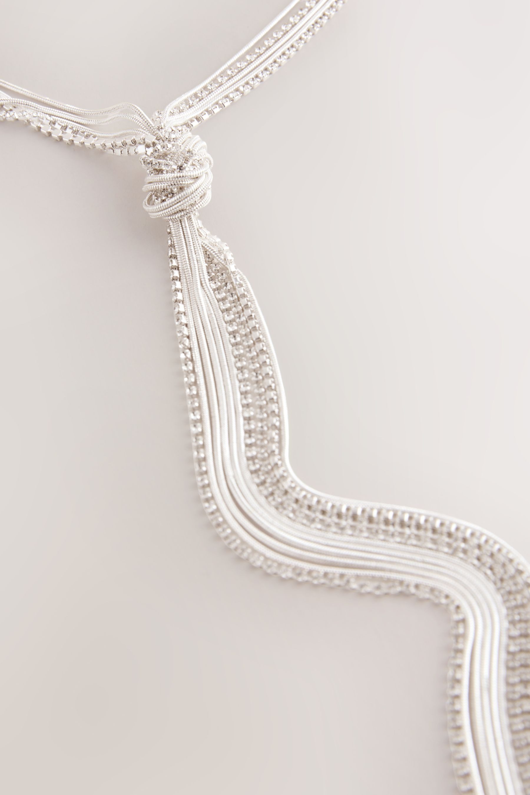 Next Y-Kette Lange Halskette mit Knotendetail und Quaste (1-tlg)