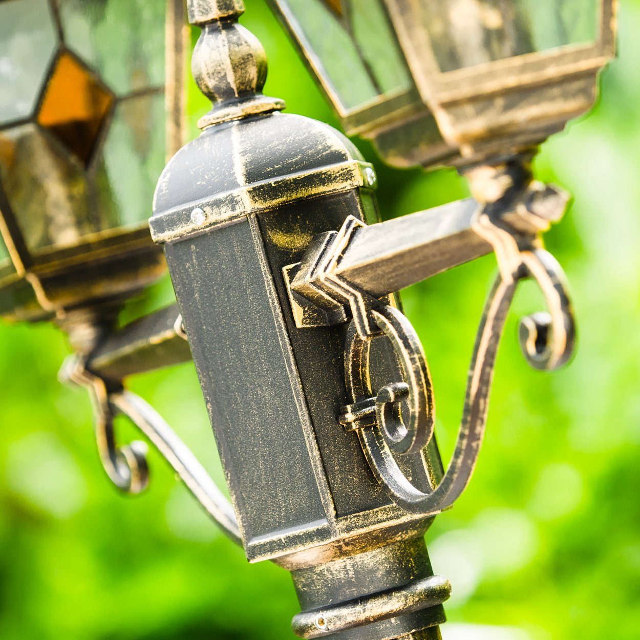 hofstein Außen-Stehlampe »Tuili« Außenleuchte Kandelaber in antikem Look, ohne Leuchtmittel, Aluguss in Braun/Gold mit Klarglas-Scheiben, E27IP44
