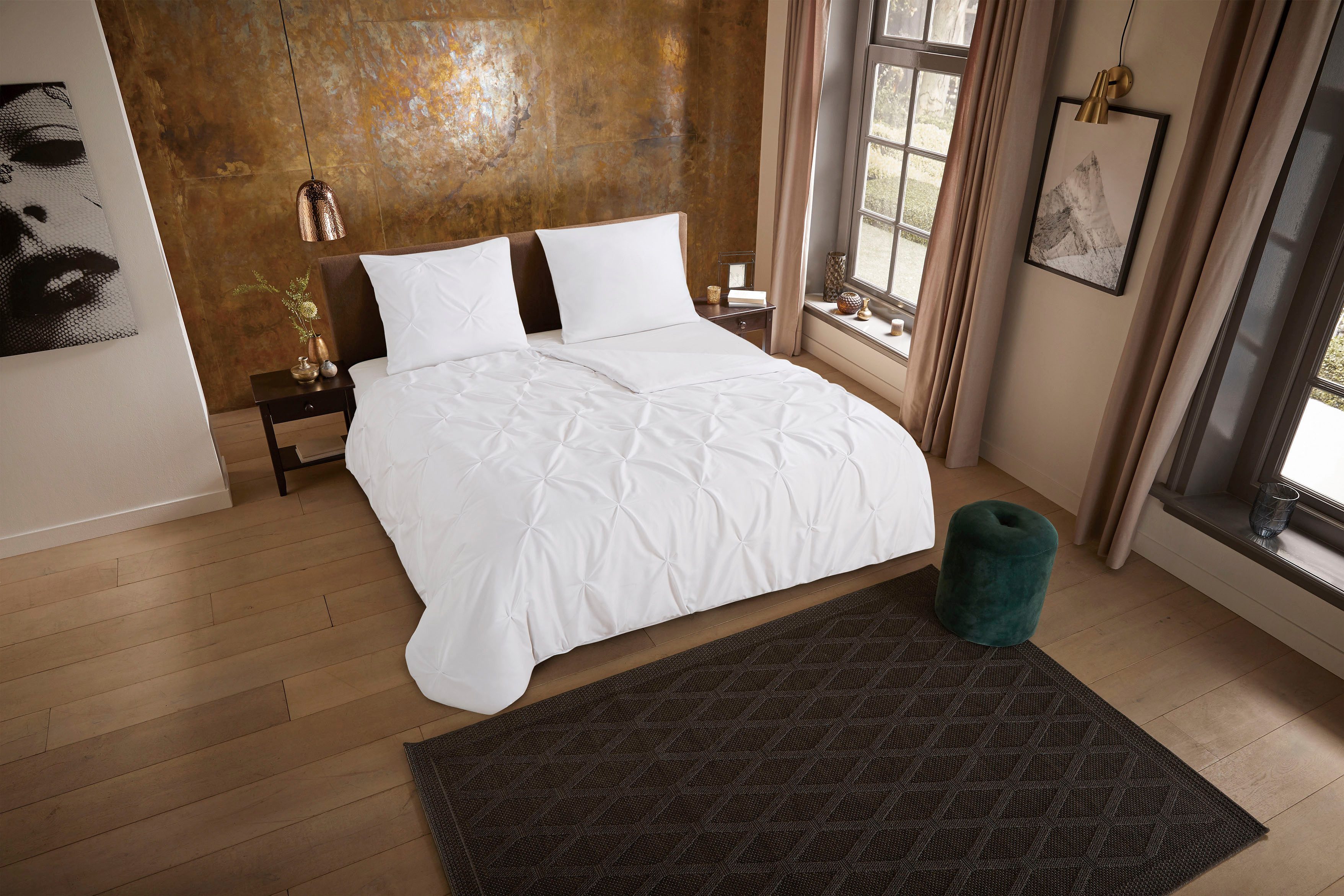 PURE luxury collection Wendebettwäsche Elegence, Microfaser, 2 teilig, Mikrofaser, Uni, Stickerei, luxuriöse Falten, Reißverschluss