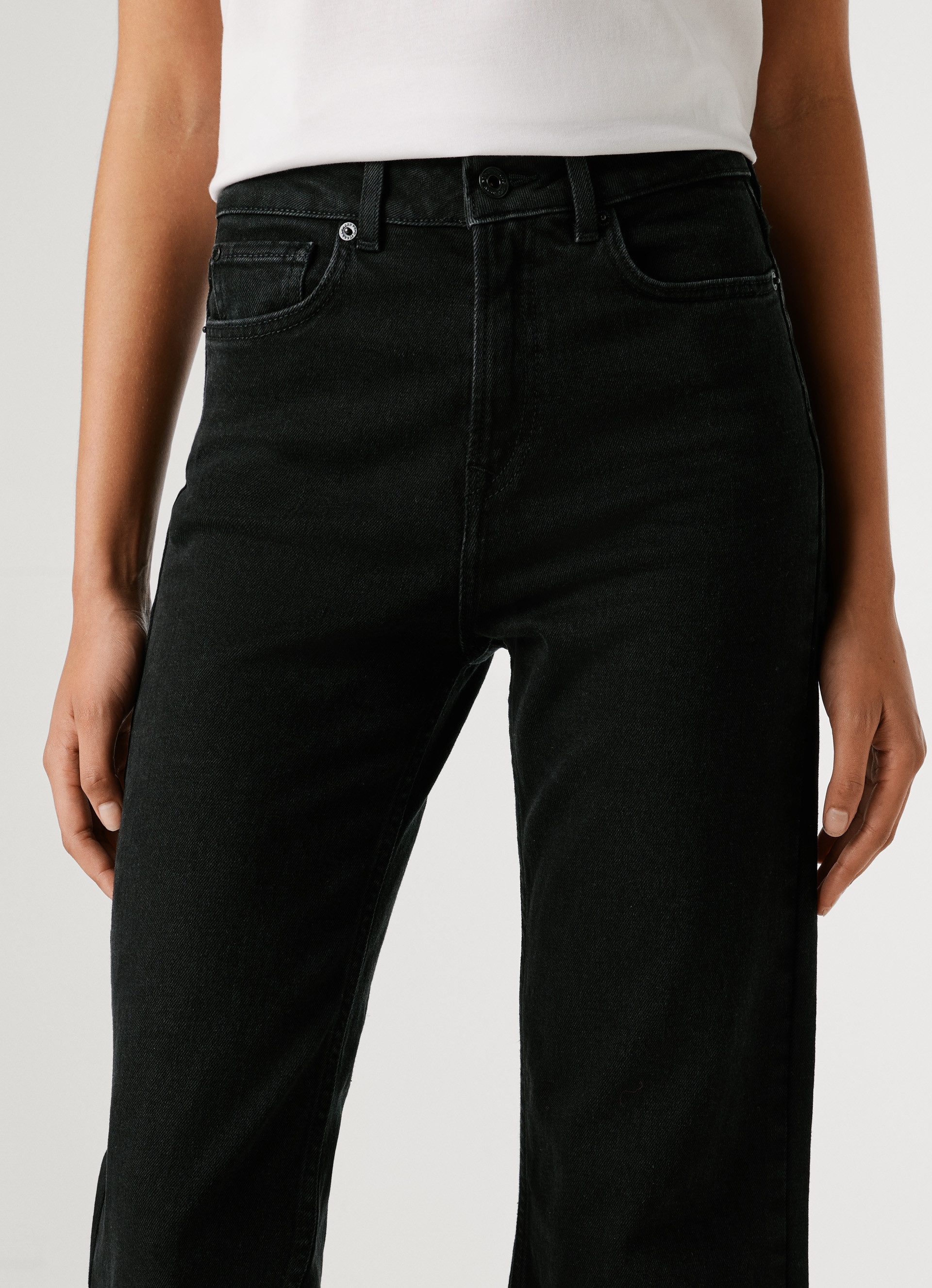 Pepe Jeans High-waist-Jeans WILLA BLK Flare Leg, mit dekorativen Nieten