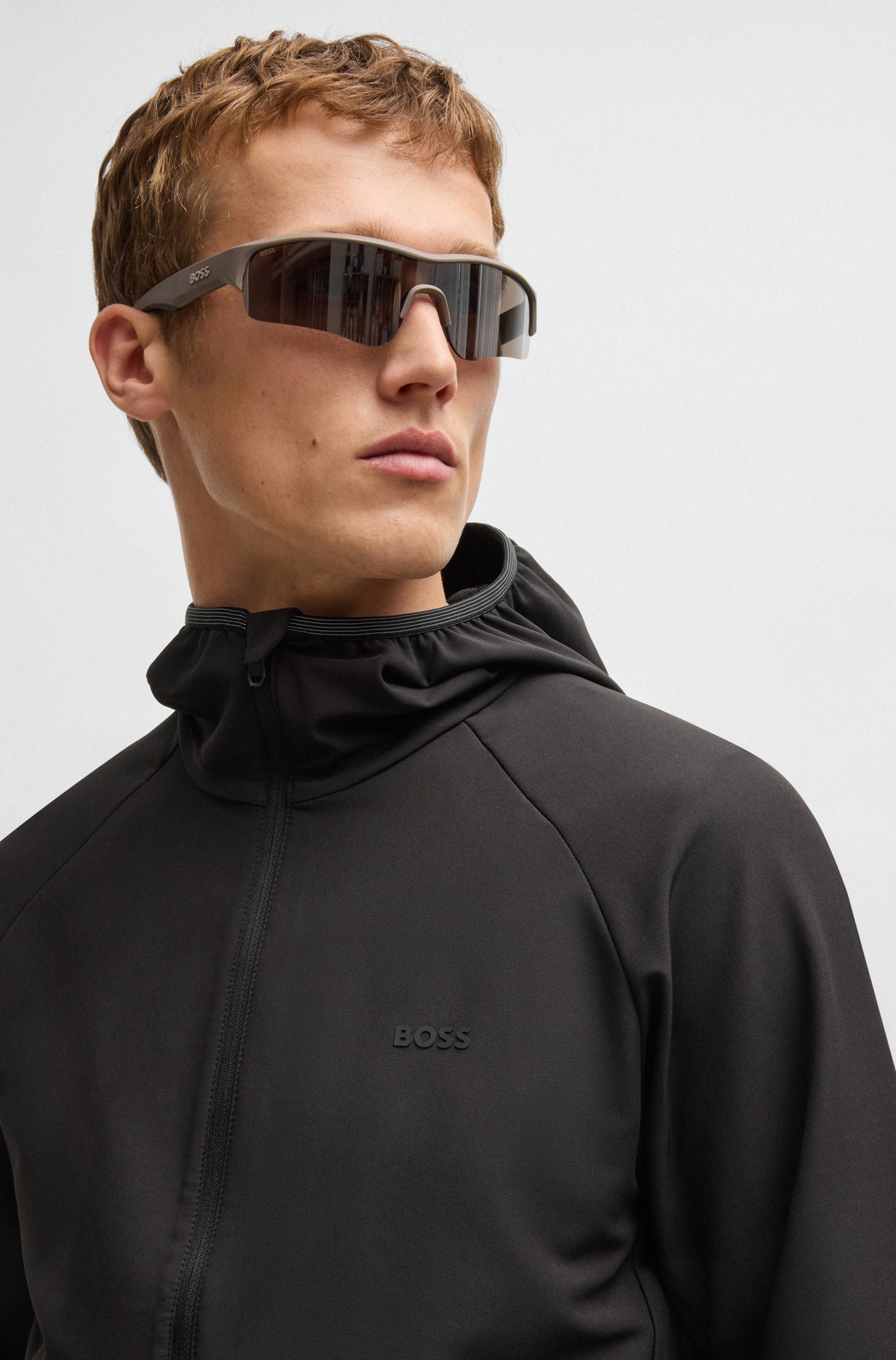 BOSS GREEN Funktionsjacke L Commuter wasserabweisend Funktionsjacke mit gummiertem Label 4 Wege Stretch