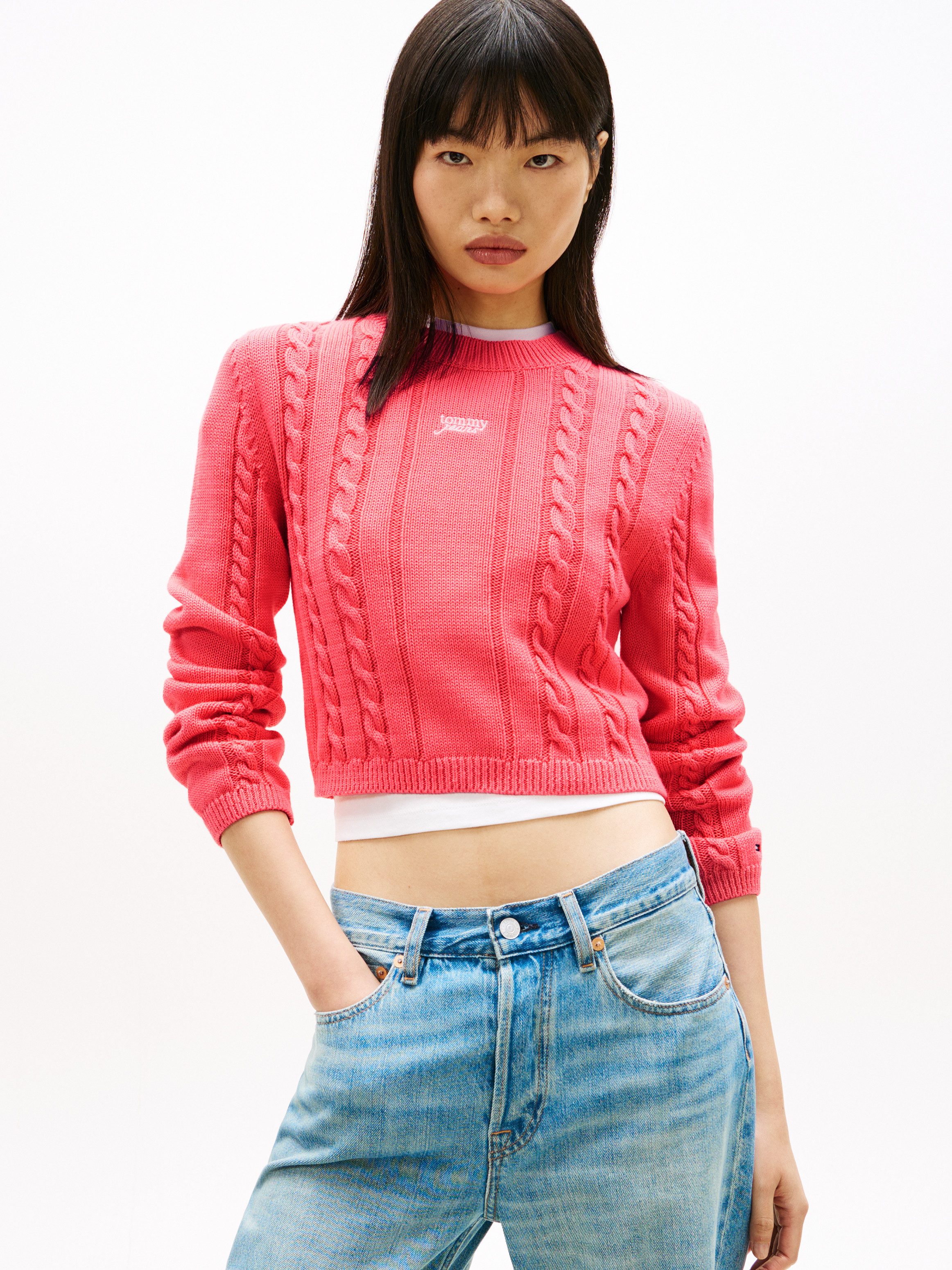 Tommy Jeans Strickpullover TJW CABLE SCRIPT SWEATER mit Zopfmuster