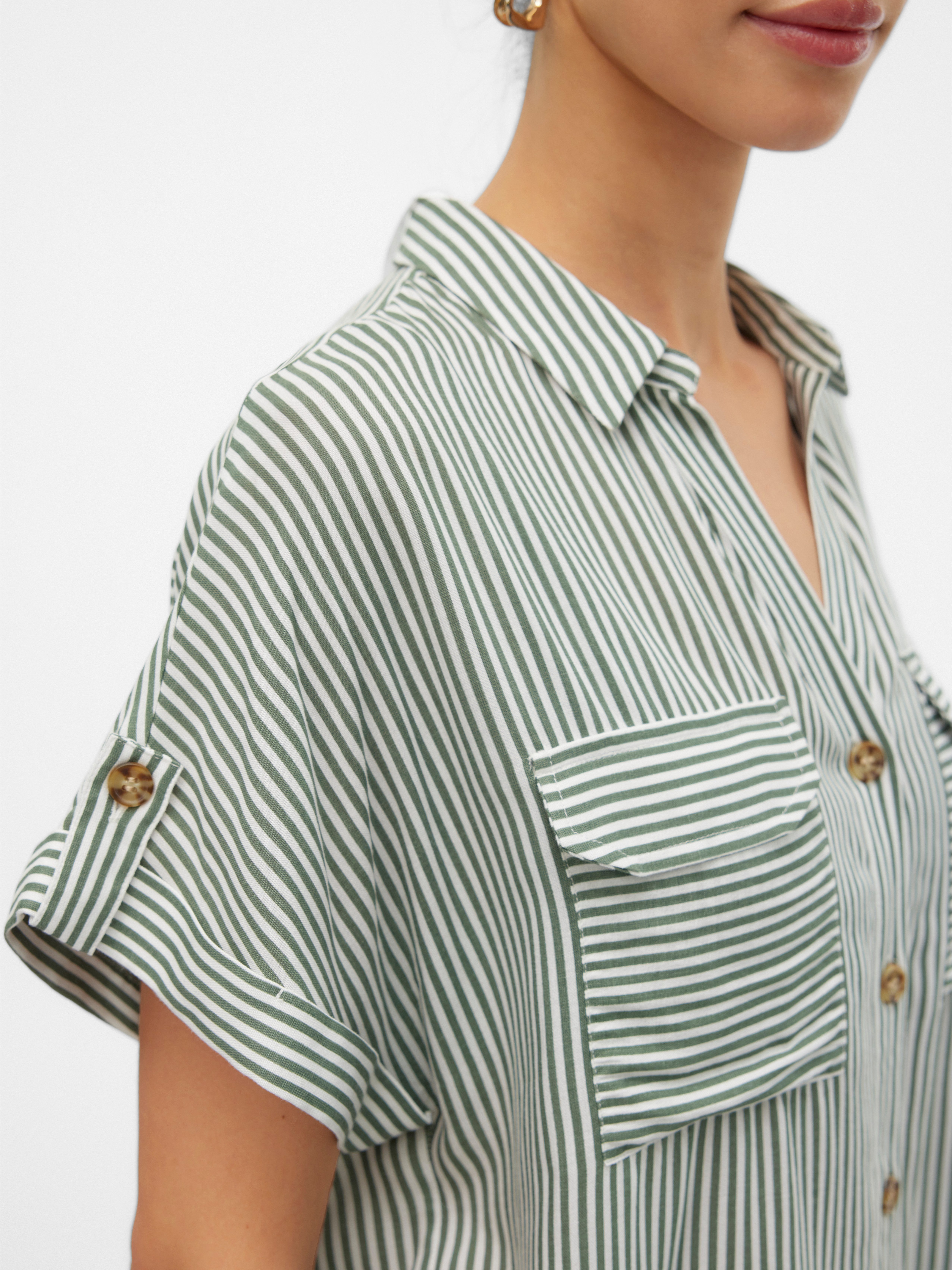 Vero Moda Kurzarmbluse VMBUMPY S/S SHIRT WVN GA NOOS Viskose, regular fit – Bild 4 von 5