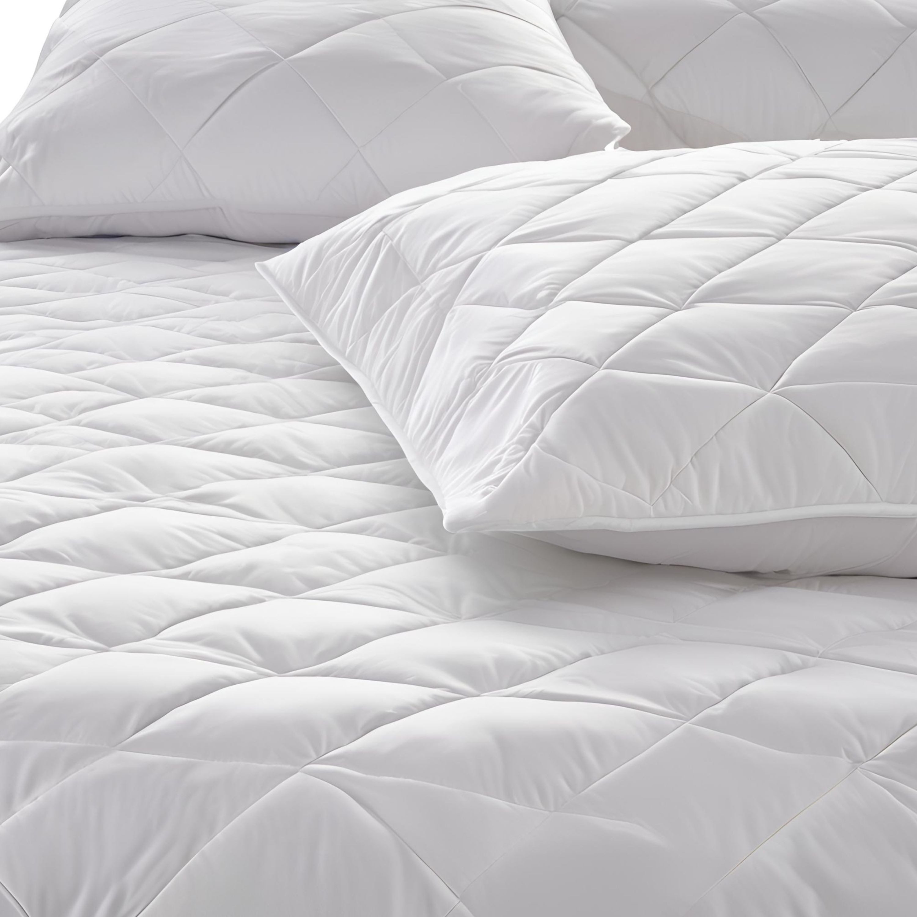 Leonado Vicenti Sommerbettdecke Bettdecke in vielen Größen, Füllung: Kunstfaser, atmungsaktiv