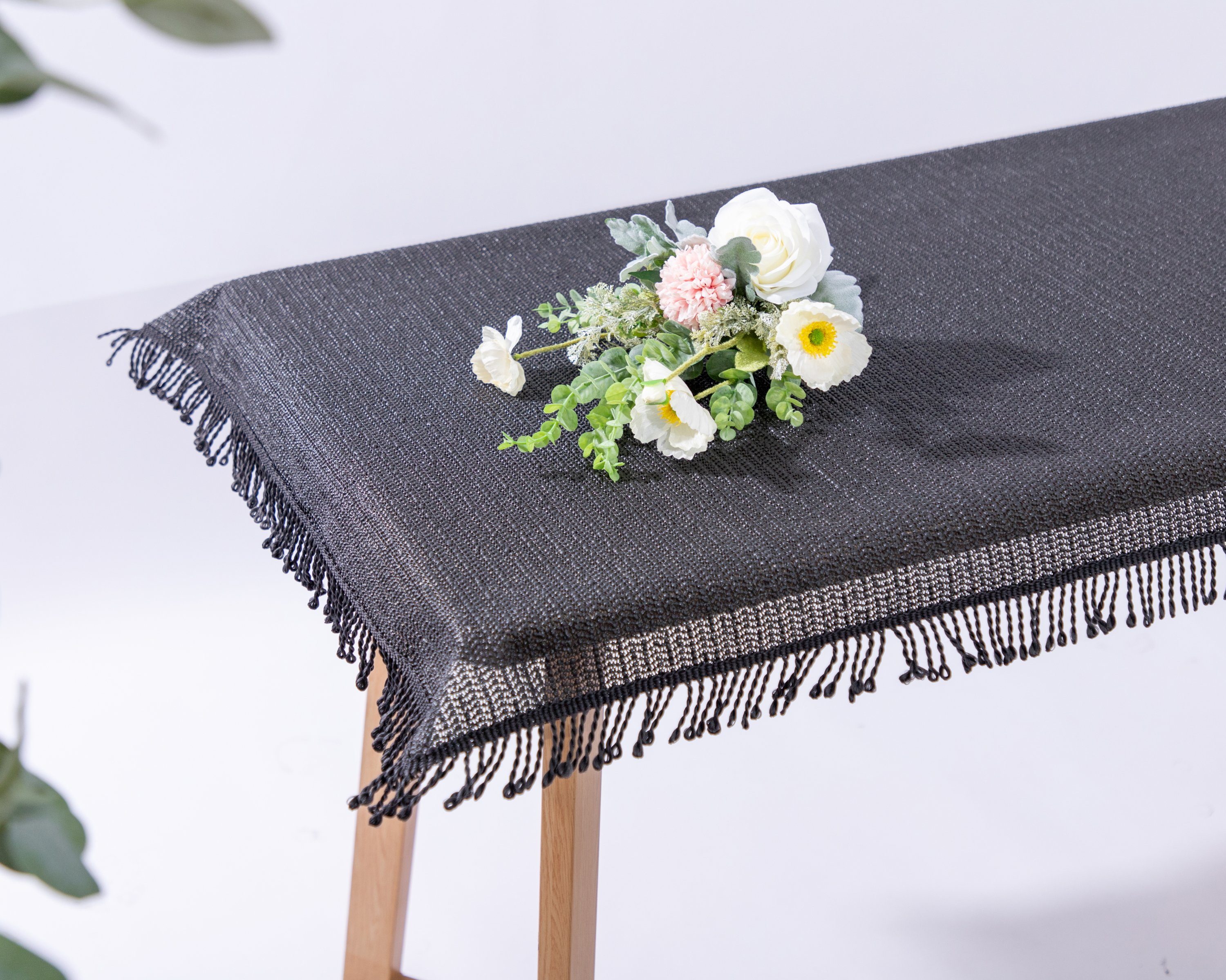 Schwarz Gartentischdecke - - mit Fransen wetterfest TextilDepot24 - geschäumt rutschfest Gartentischdecke