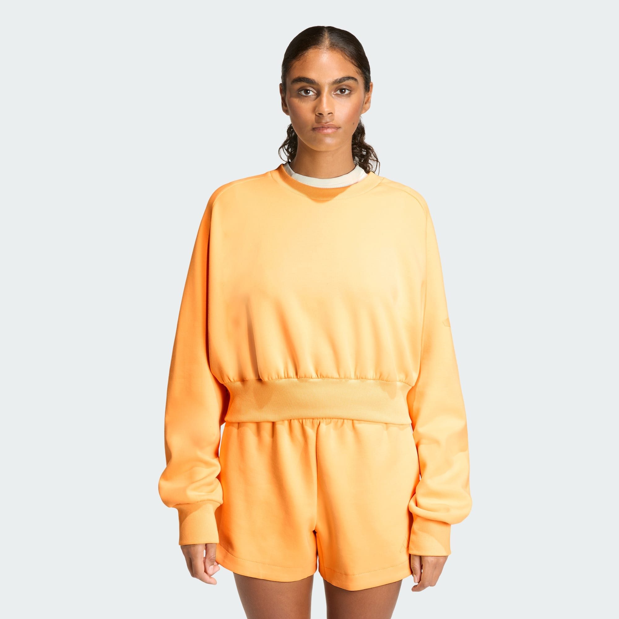 adidas Sportswear SOFT LUX SWEATSHIRT, LOCKER GESCHNITTEN (1-tlg)
