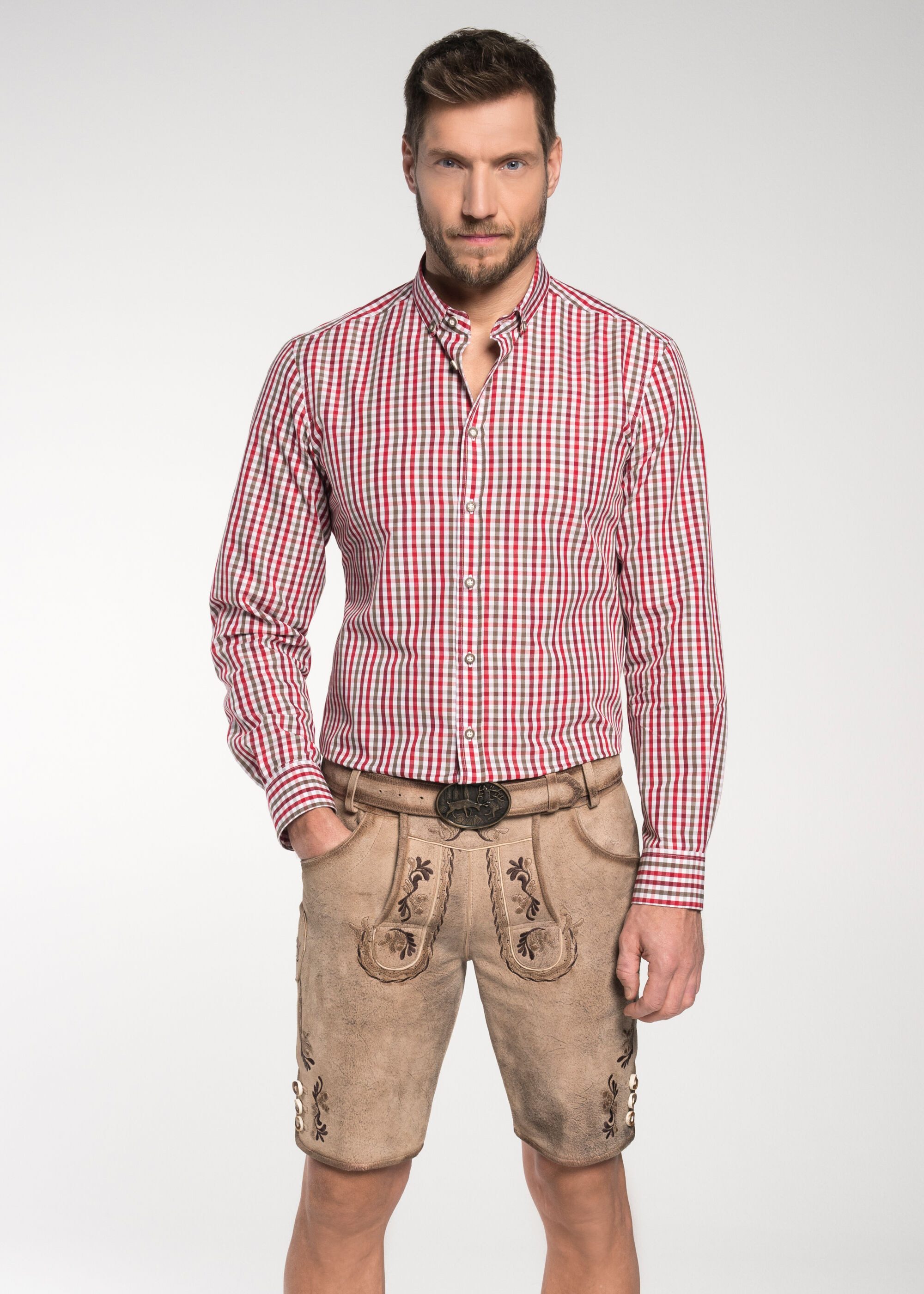 Spieth & Wensky Shorts Fredo mit Gürtelschließe mit Hirschmotiv günstig online kaufen