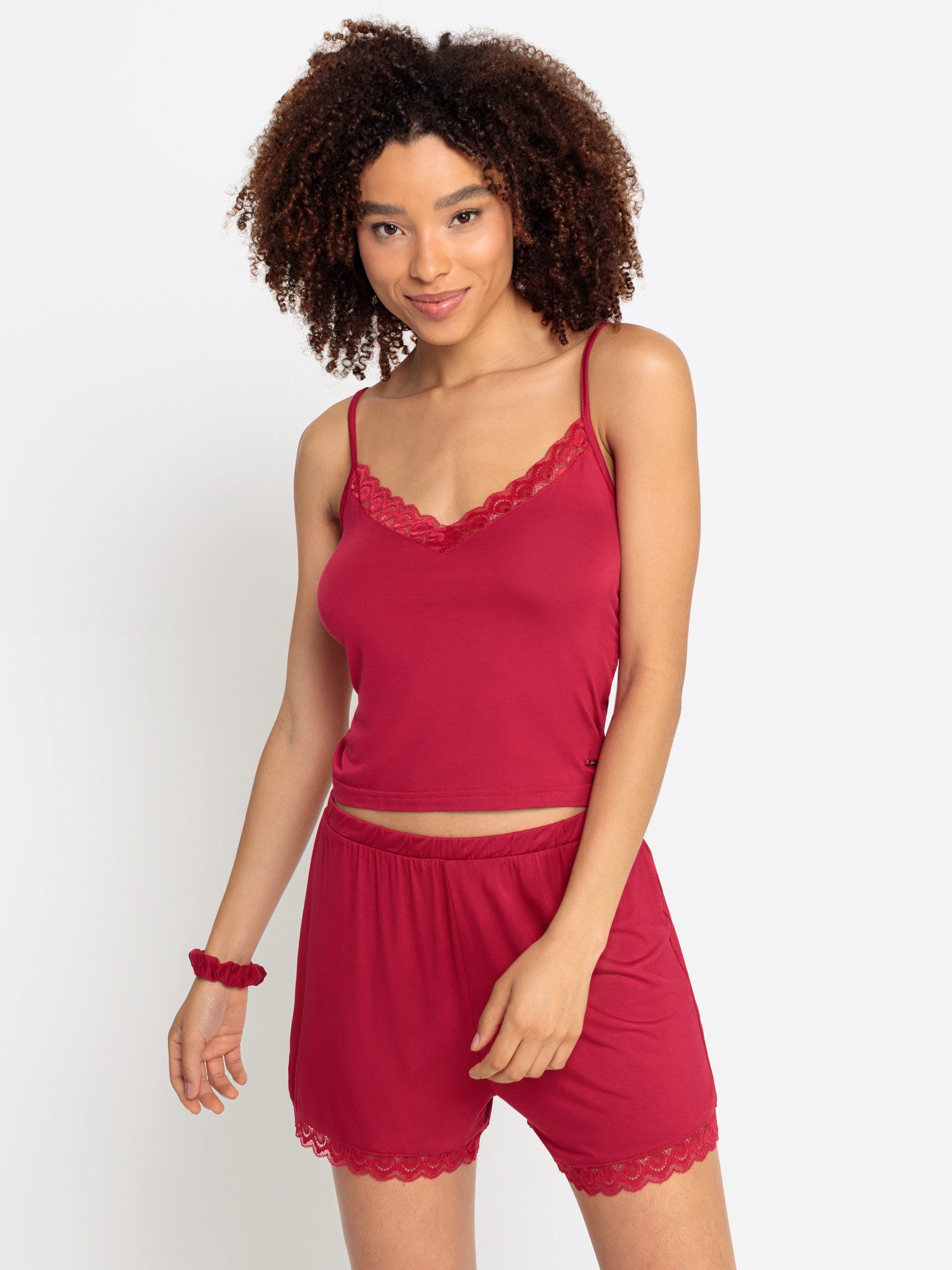 s.Oliver Shorty (3 tlg) mit Scrunchie und Schlafmaske – Bild 5 von 5