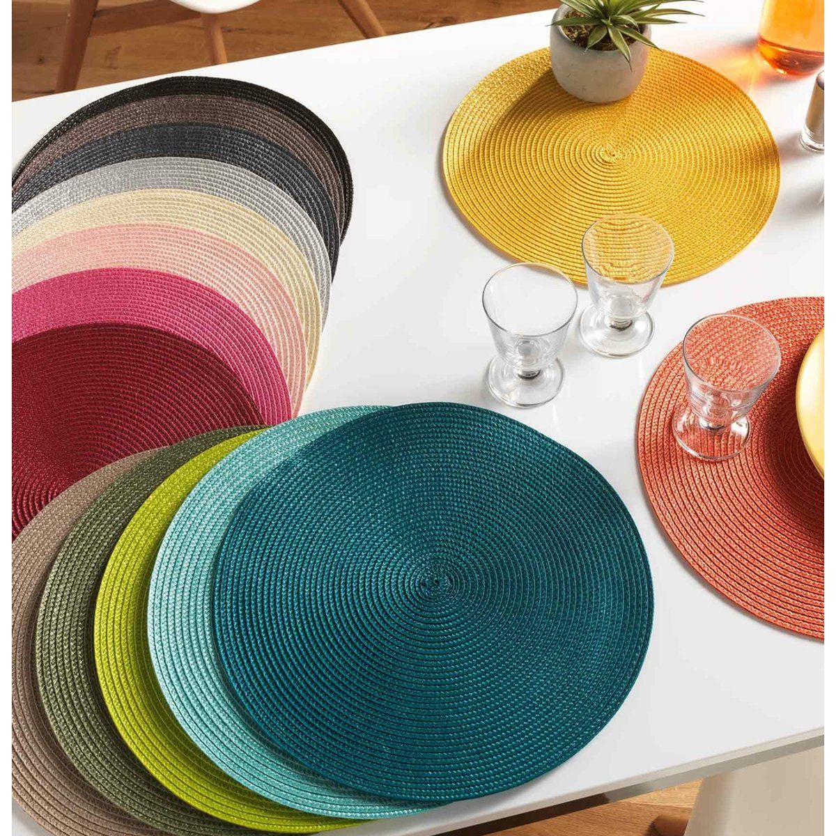 Macosa Home Platzset Tischset 4 STK. vers. Farben Kunststoff 35 cm rund Platzsets, (4er Set), Tischmatte Platzmatte Tisch-Unterlage Tischset – Bild 4 von 4