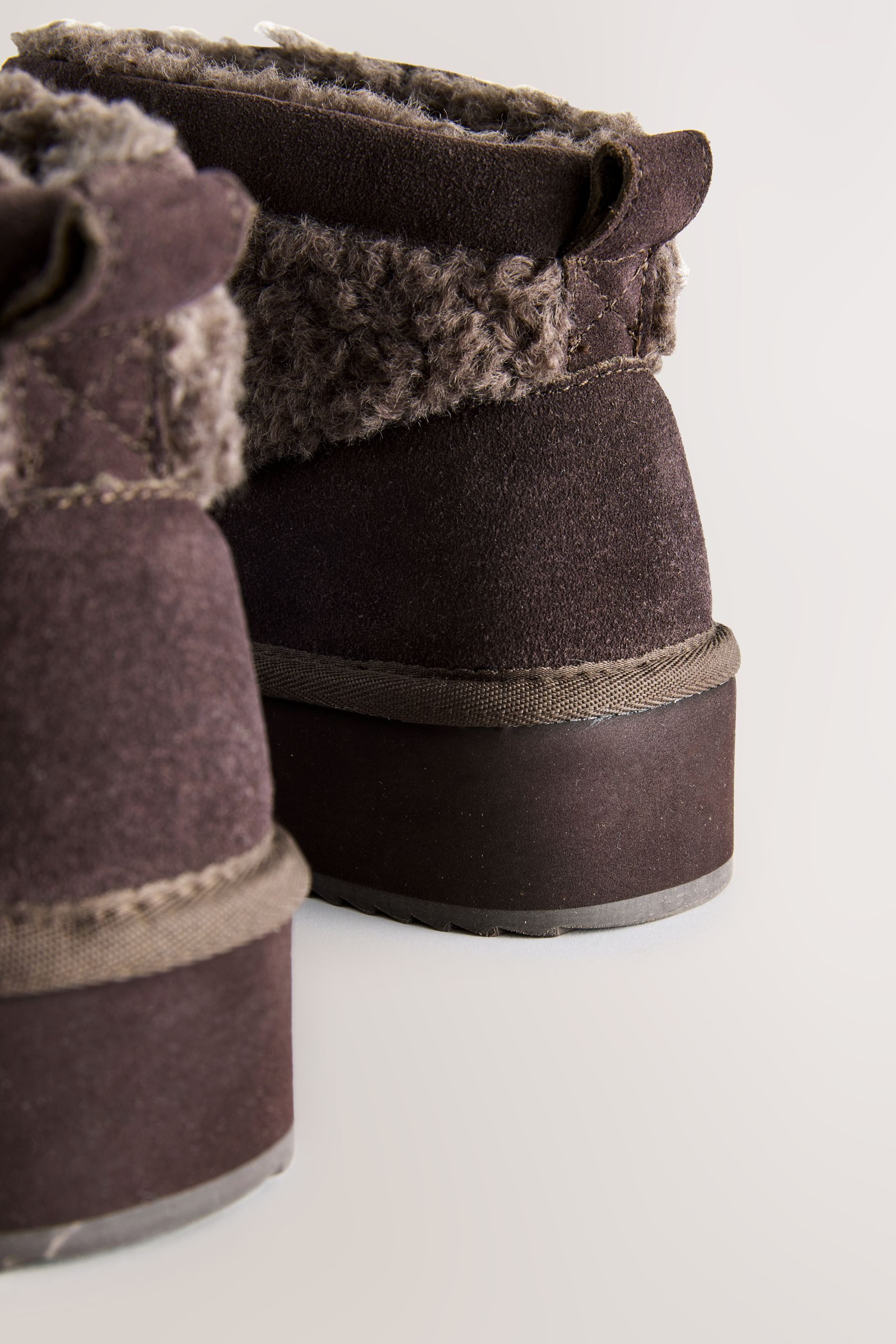 Next Plateau-Stiefel mit Borg-Kunstfell Stiefelette (1-tlg)