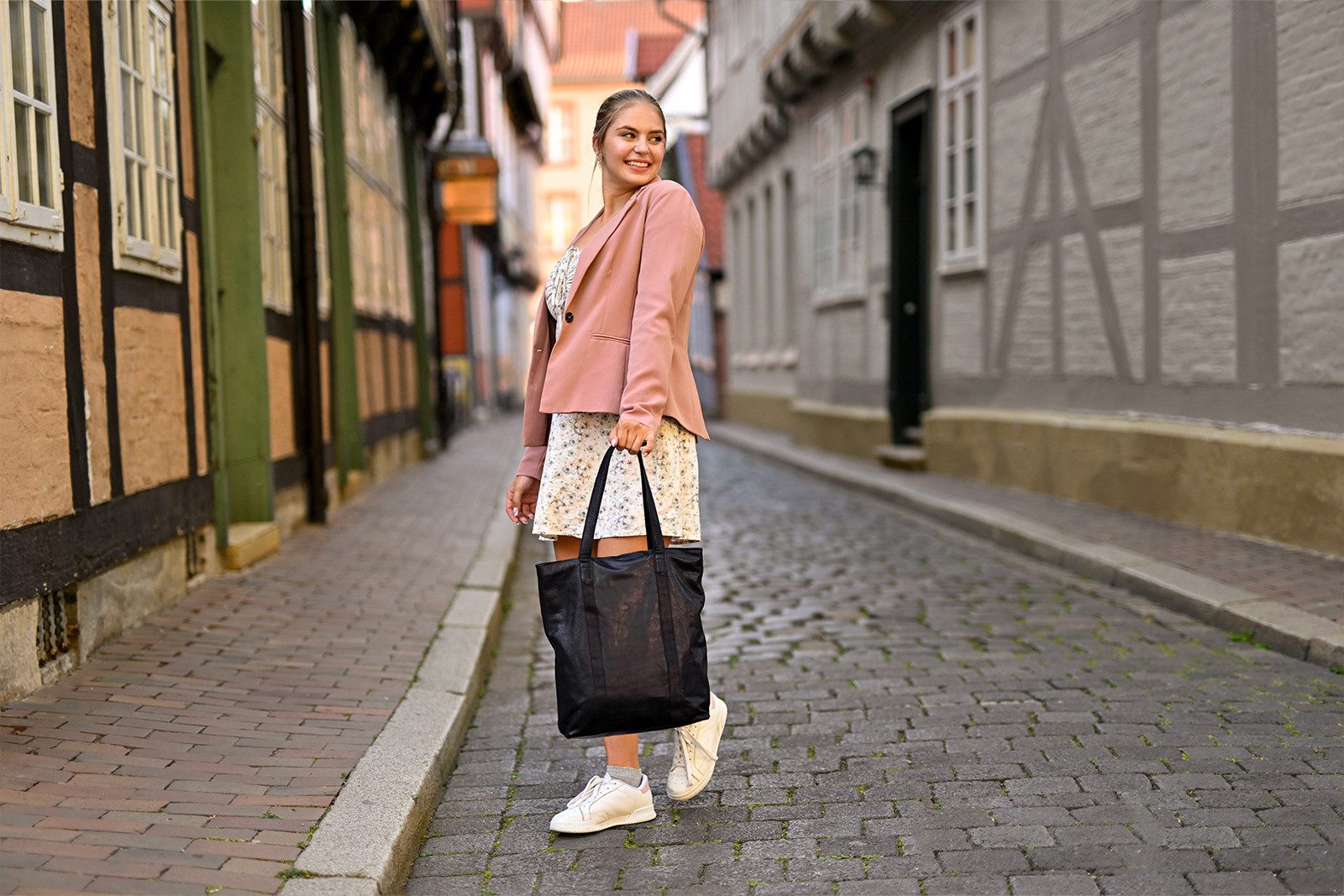 Gusti Leder Handtasche Gusti Leder Handtasche günstig online kaufen