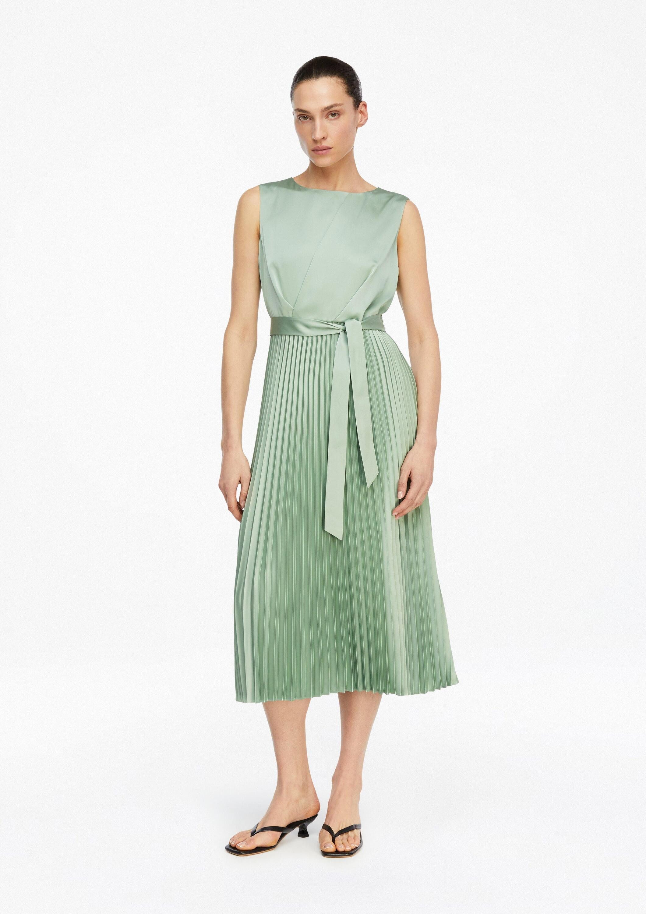 comma Midikleid Kleid Satinkleid mit Plissée-Rock