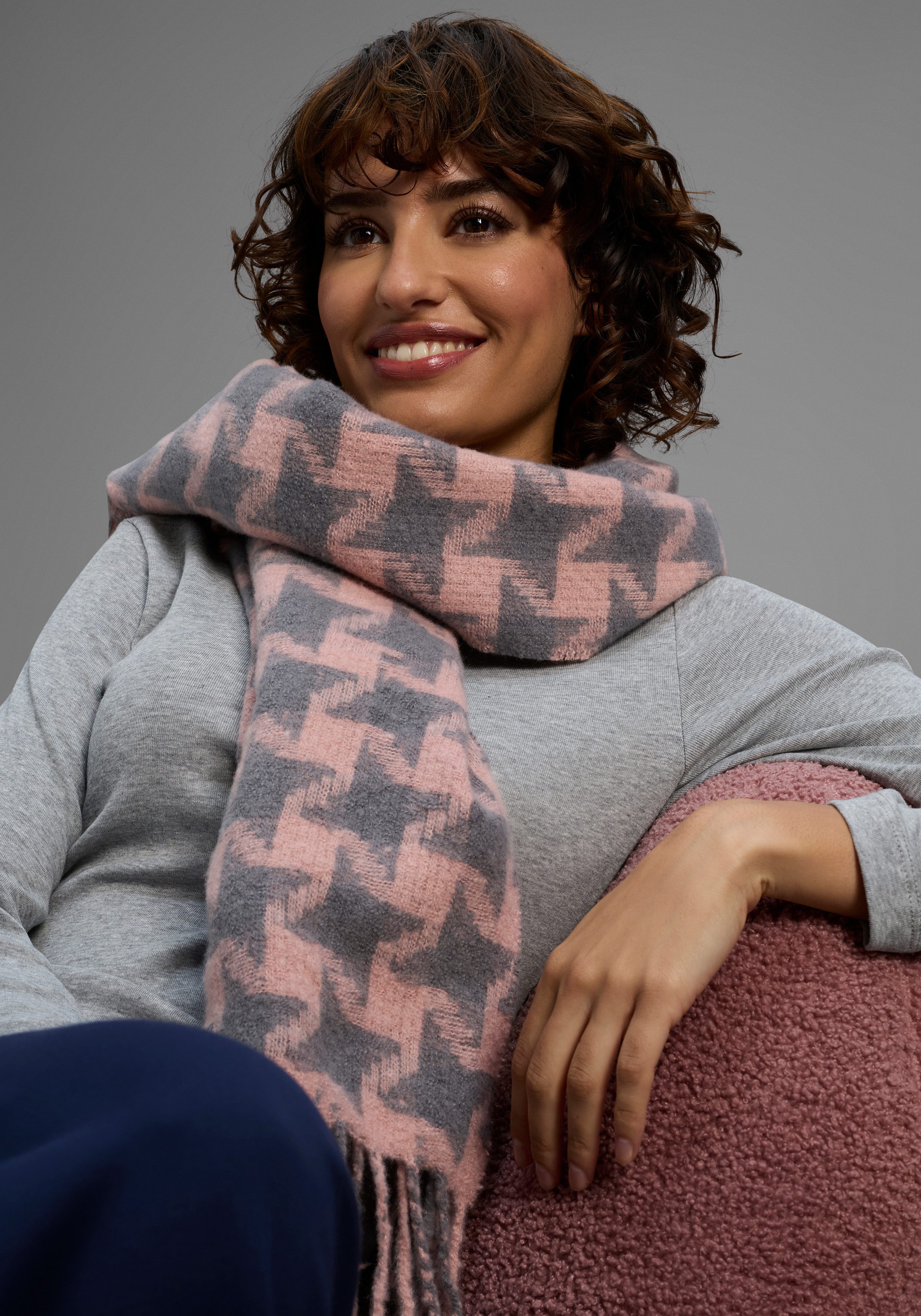 Laura Scott Modeschal, im tollen Stern-Design günstig online kaufen