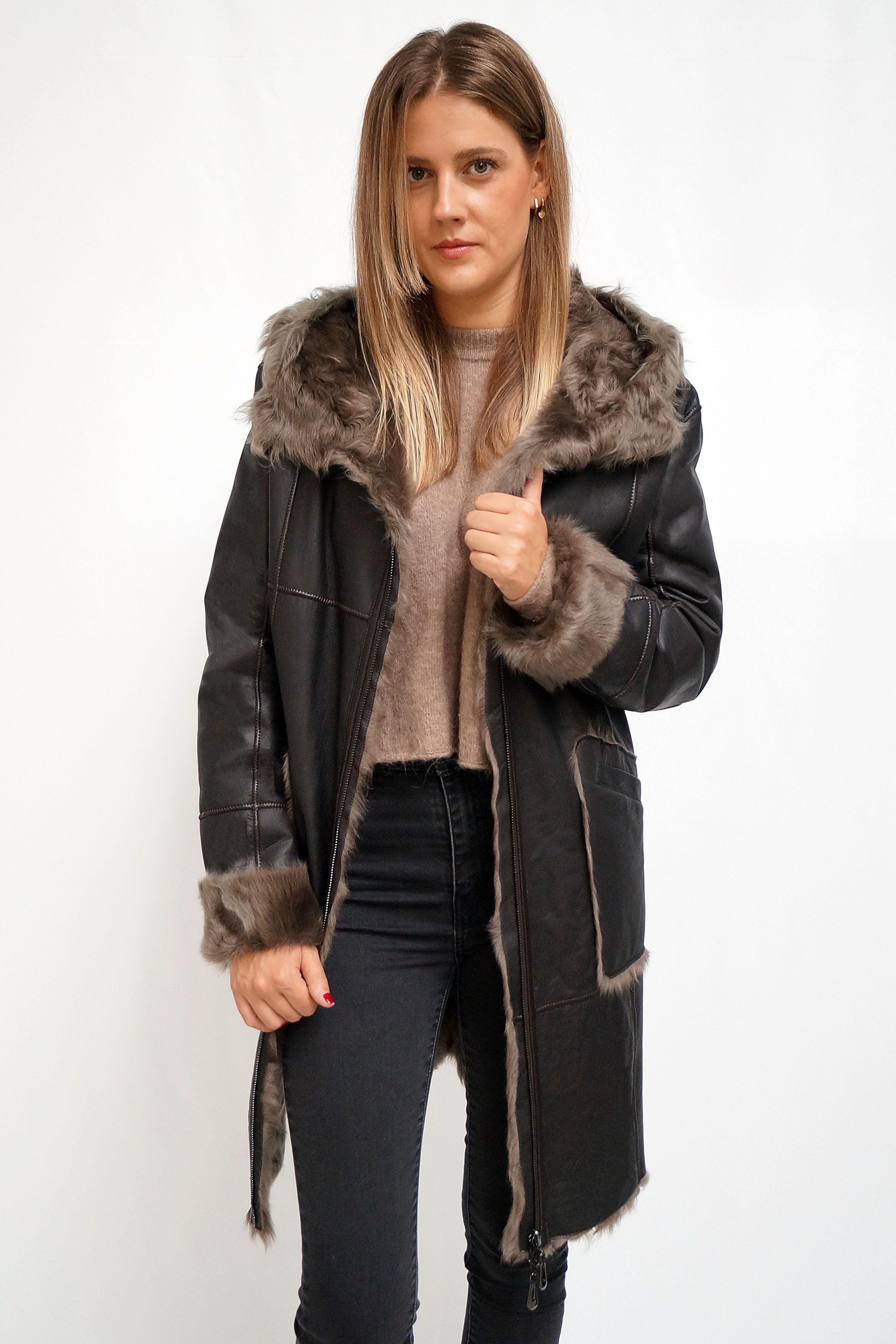 Lederjacke lang, aus weichem leichtem Lammfell