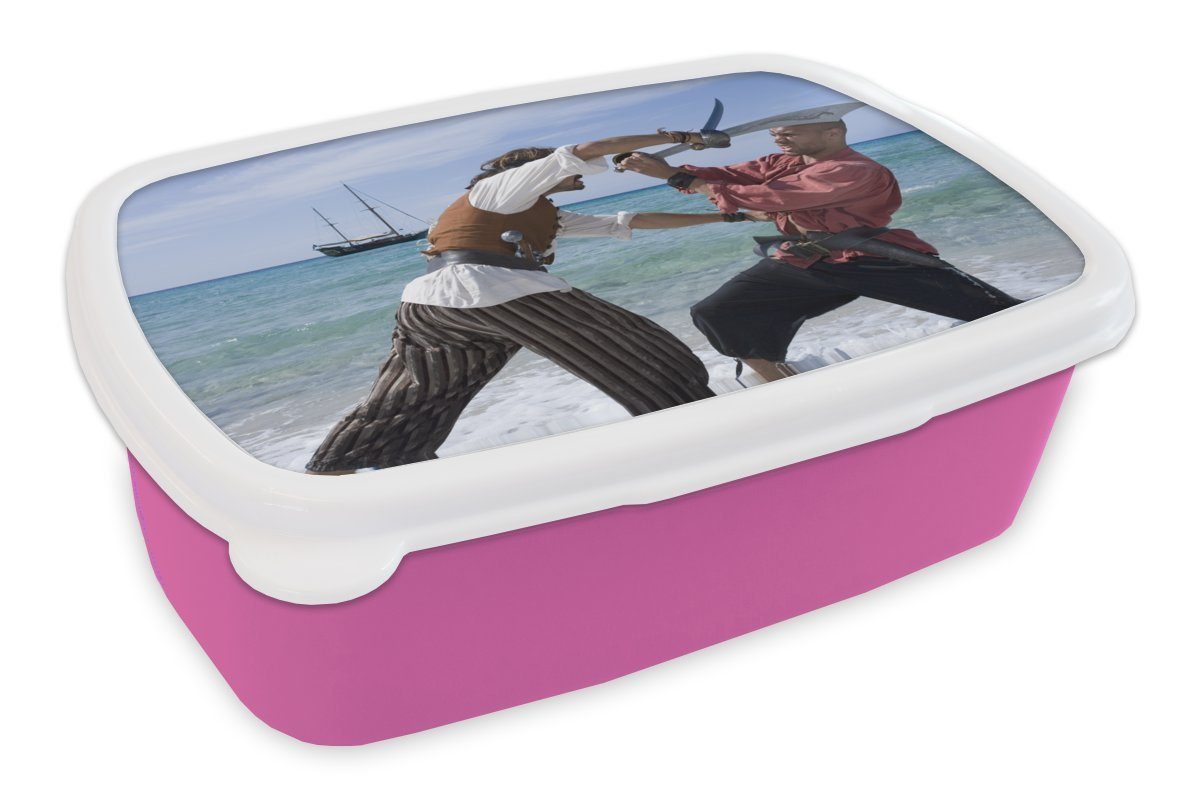 MuchoWow Lunchbox Piraten im Schwertkampf, Kunststoff, (2-tlg), Brotbox für Erwachsene, Brotdose Kinder, Snackbox, Mädchen, Kunststoff rosa