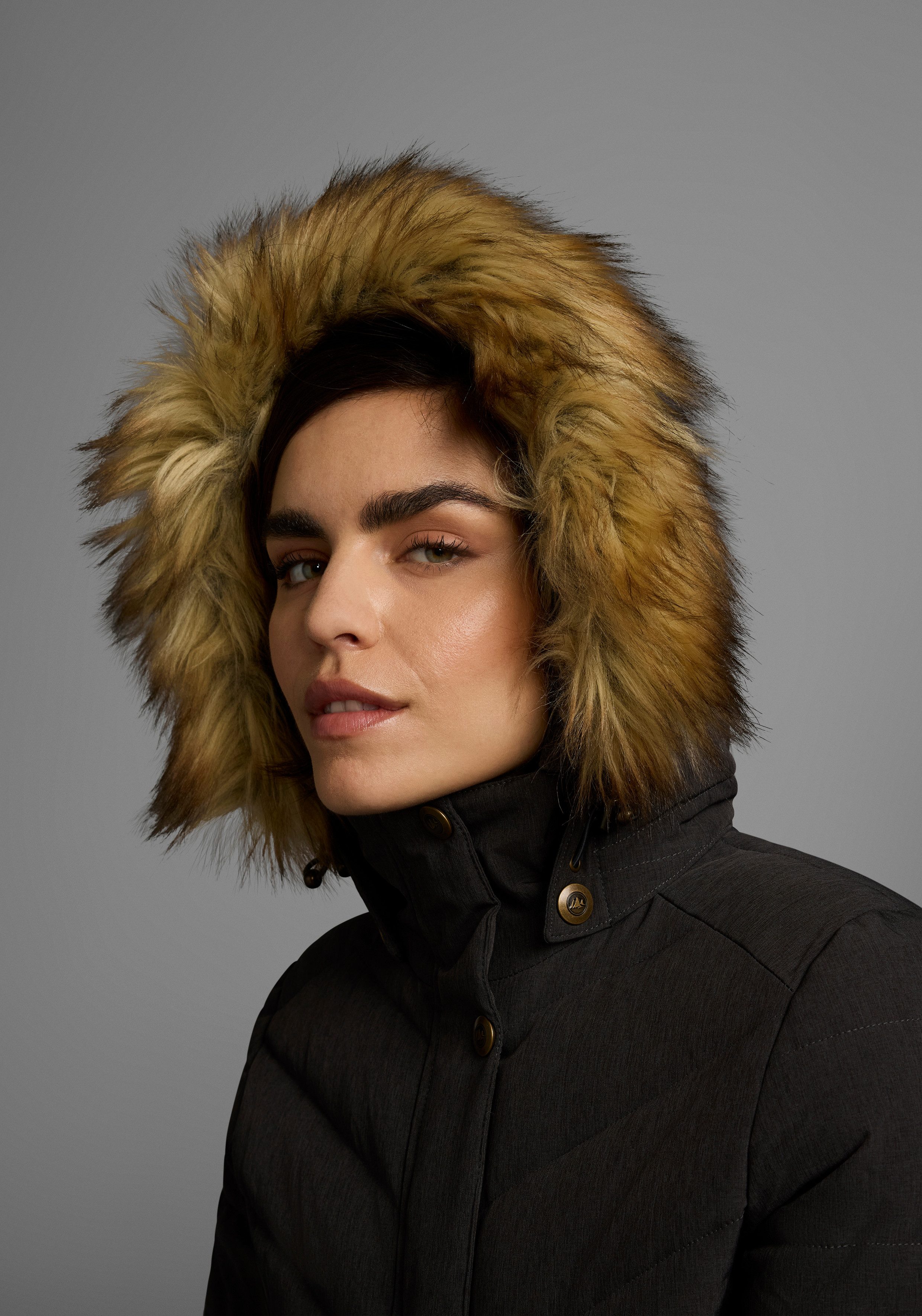 Polarino Steppmantel Wind- und wasserabweisend, atmungsaktiv.