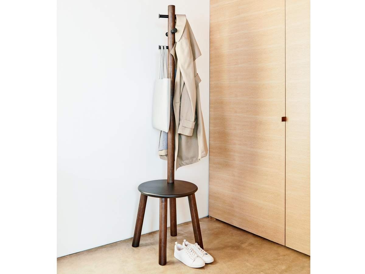 Umbra Вешалки Pillar, Garderobenhocker, Вешалки для одежды, 6 Haken, modernes Design, Holz