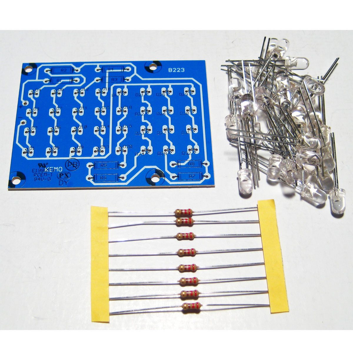 Kemo Modellbausatz KEMO Bausatz Infrarot-Scheinwerfer 32 x 5mm LEDs