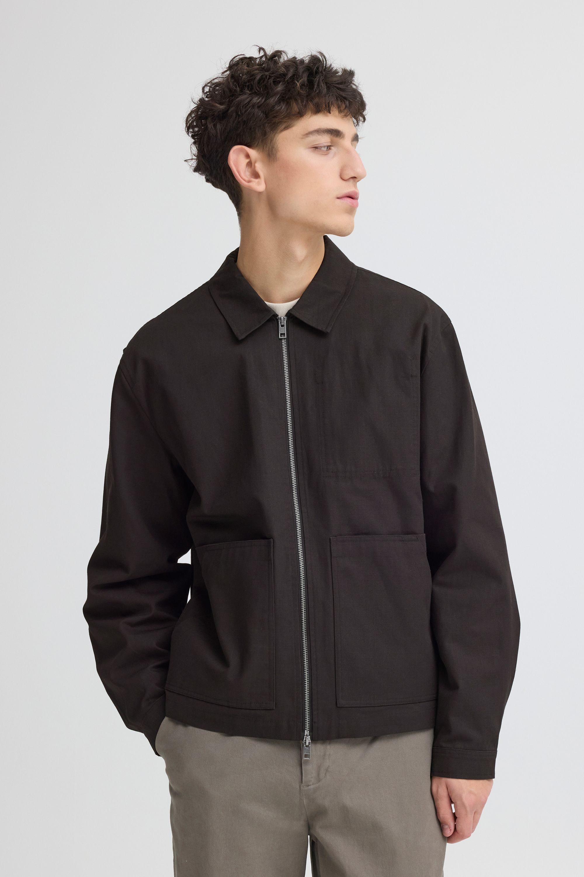 !Solid Hemdjacke SDTywin Schicke Übergangsjacke mit Hemdkragen und großen Eingriffstaschen